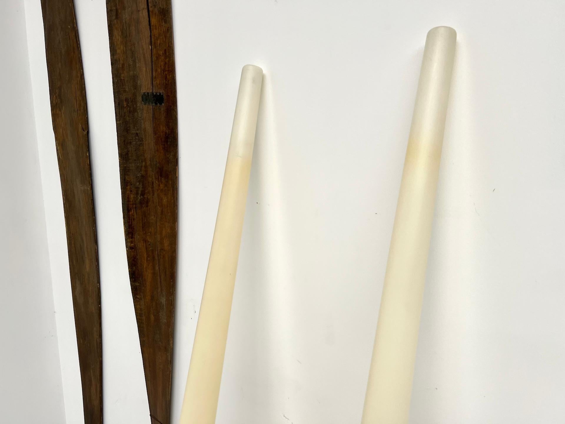 Ein Paar Sticklight-Lampen von Michael Young (Ende des 20. Jahrhunderts) im Angebot
