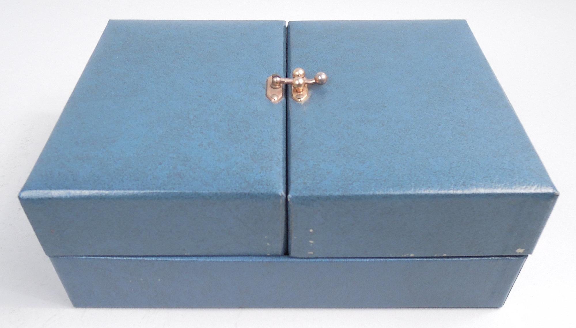 Coppia di tazze Jefferson in argento Sterling Stieff Colonial Revival con astuccio in vendita 2