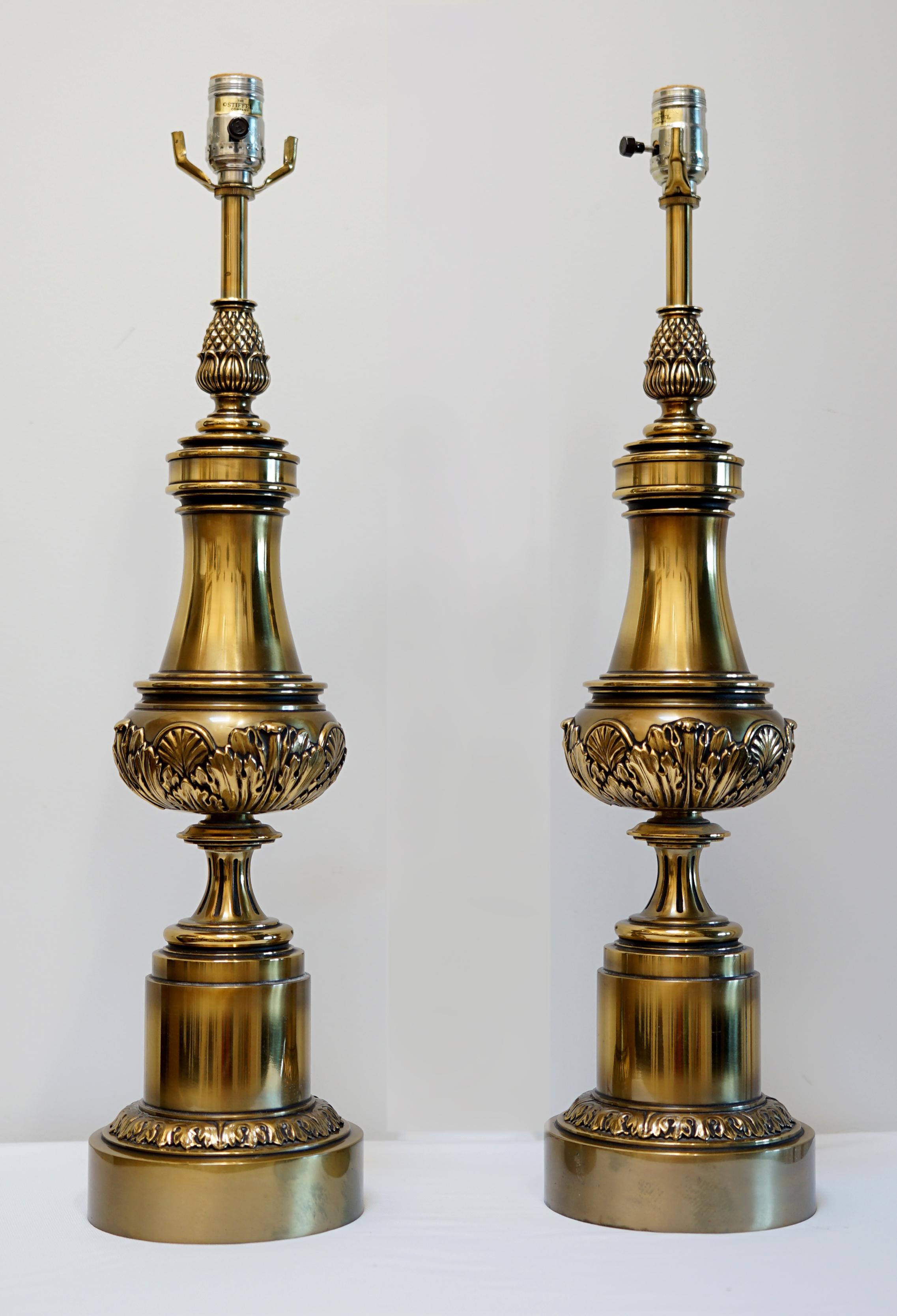 Pair of Stiffel Brass Columnar Table Lamps For Sale 1