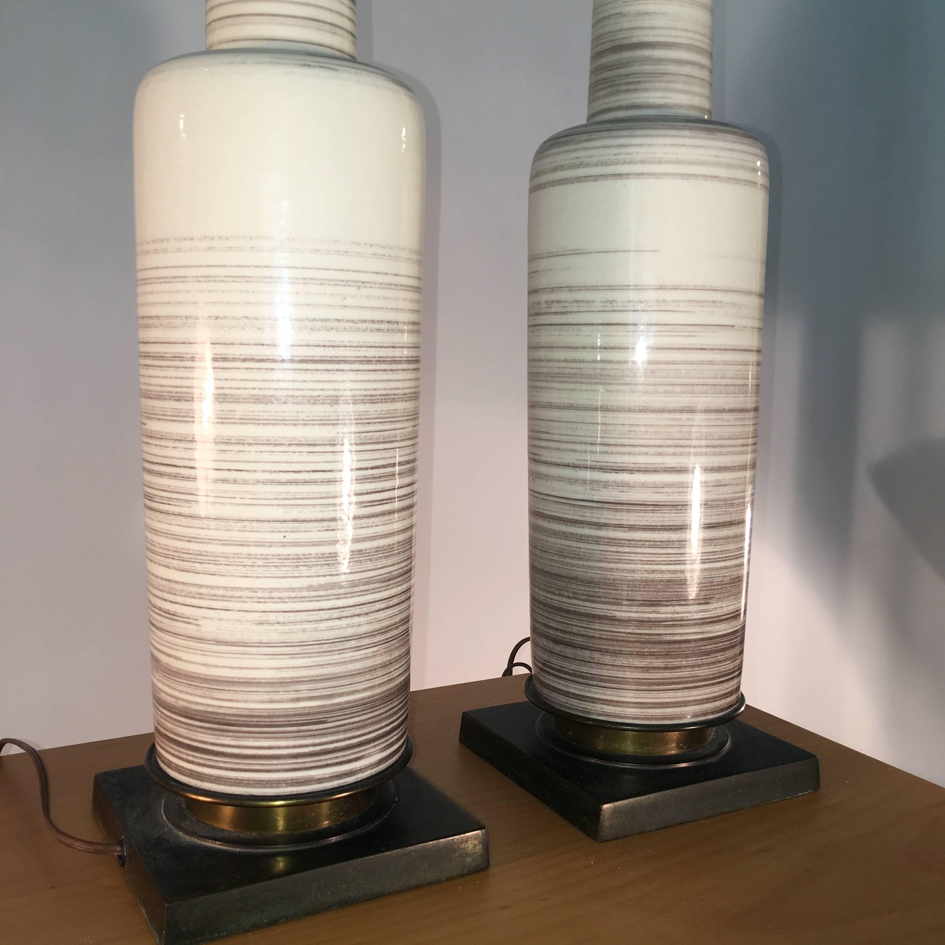 Paire de lampes Stiffel en forme de bouteille en céramique émaillée en vente 9