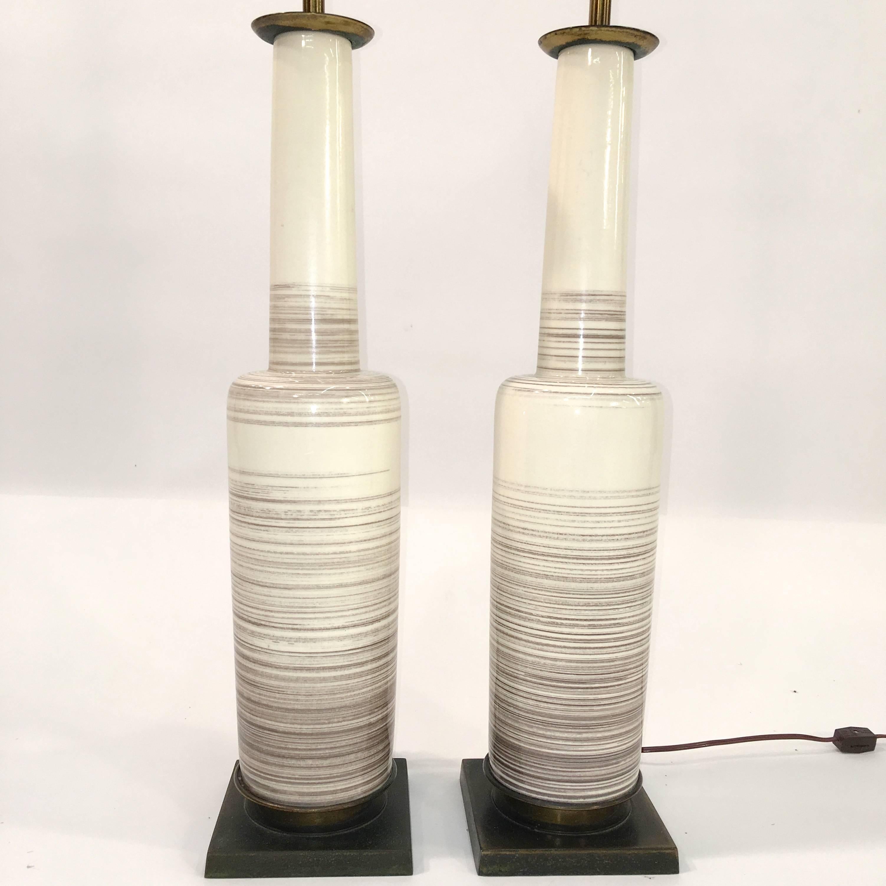 Paire de lampes Stiffel en forme de bouteille en céramique émaillée en vente 12