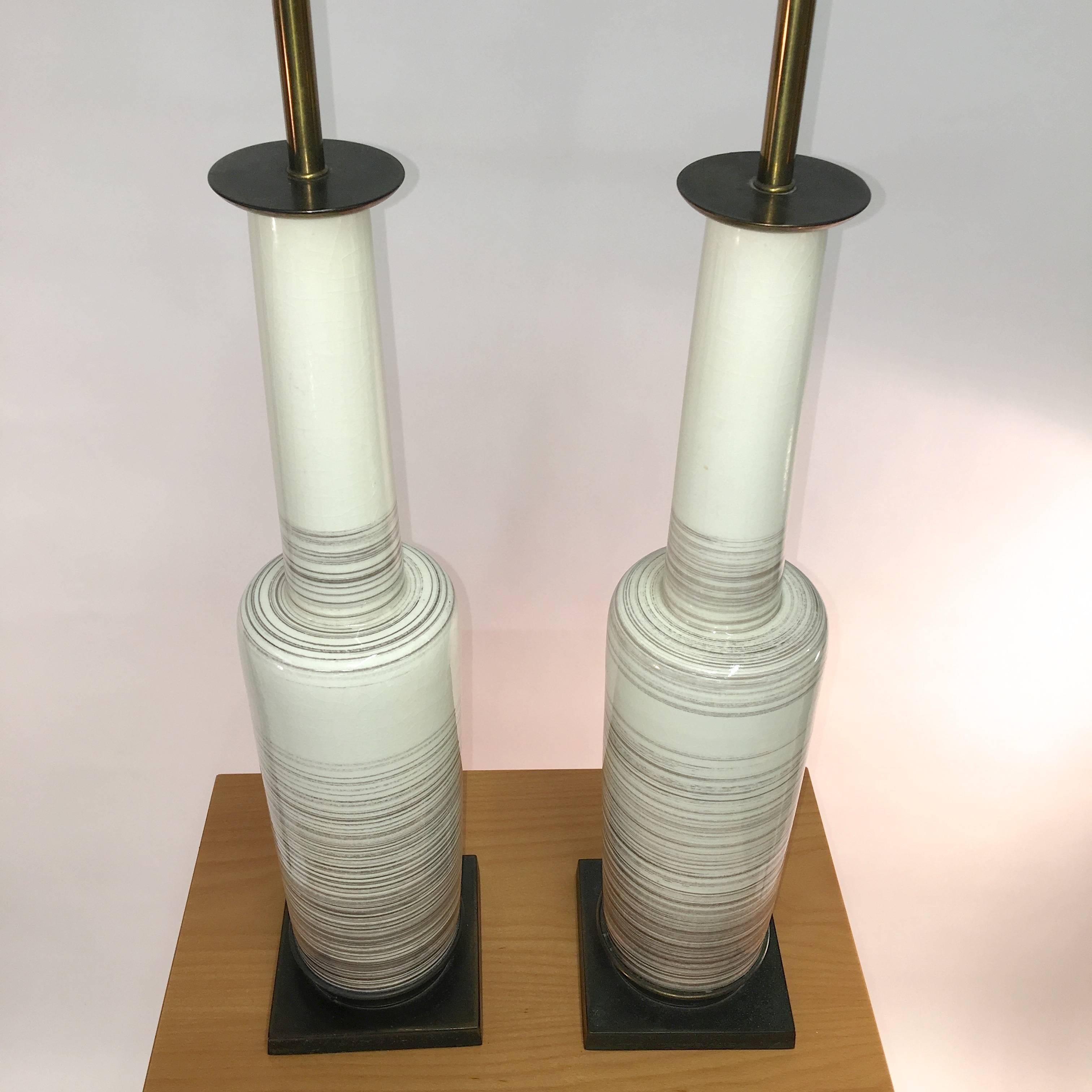 Paire de lampes Stiffel en forme de bouteille en céramique émaillée en vente 2
