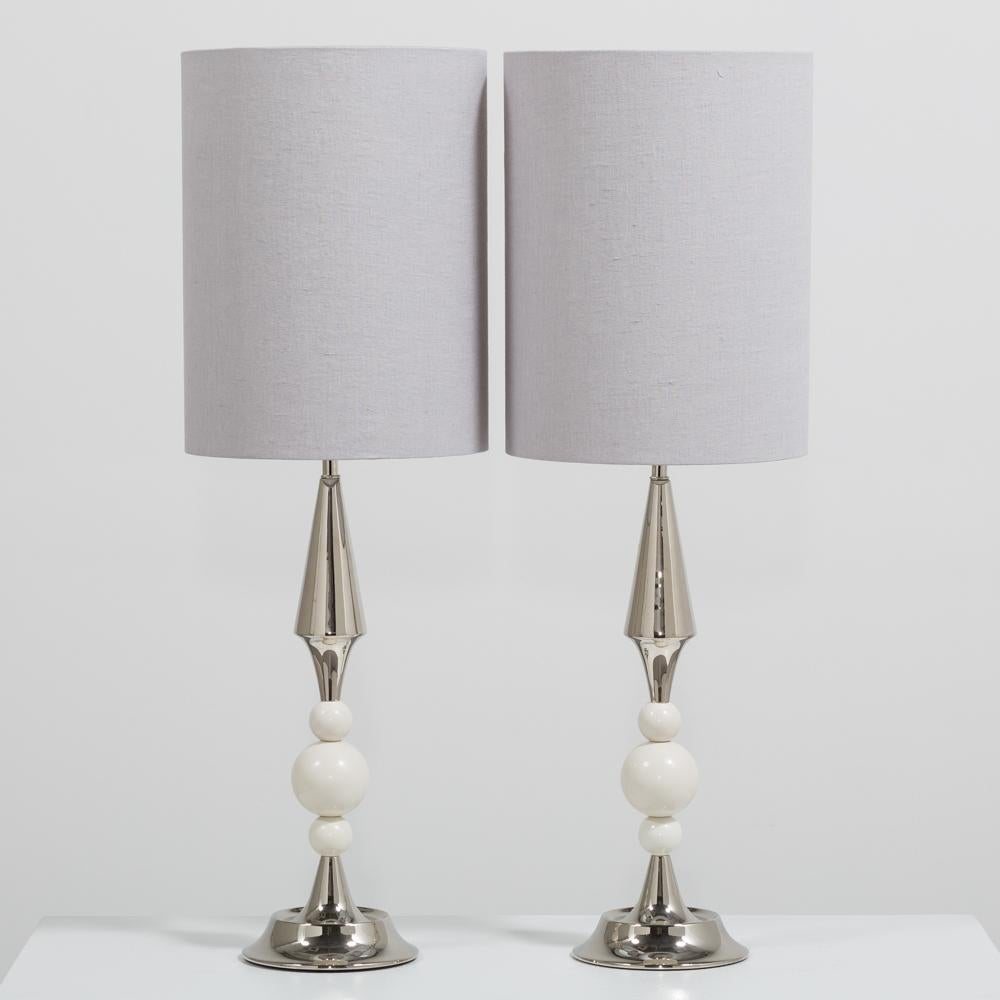 Pair of Stiffel Nickel Plated and Painted Table Lamps, 1950s In Excellent Condition For Sale In London, GB