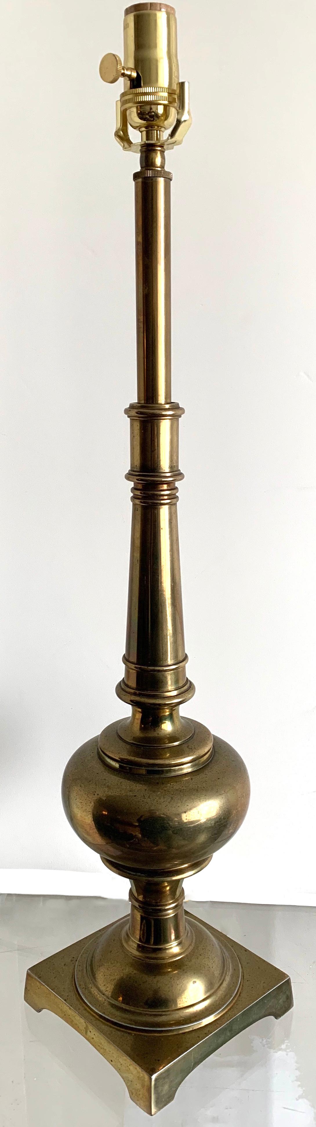 Pair of Stiffel Solid Brass Table Lamps In Good Condition In Stamford, CT