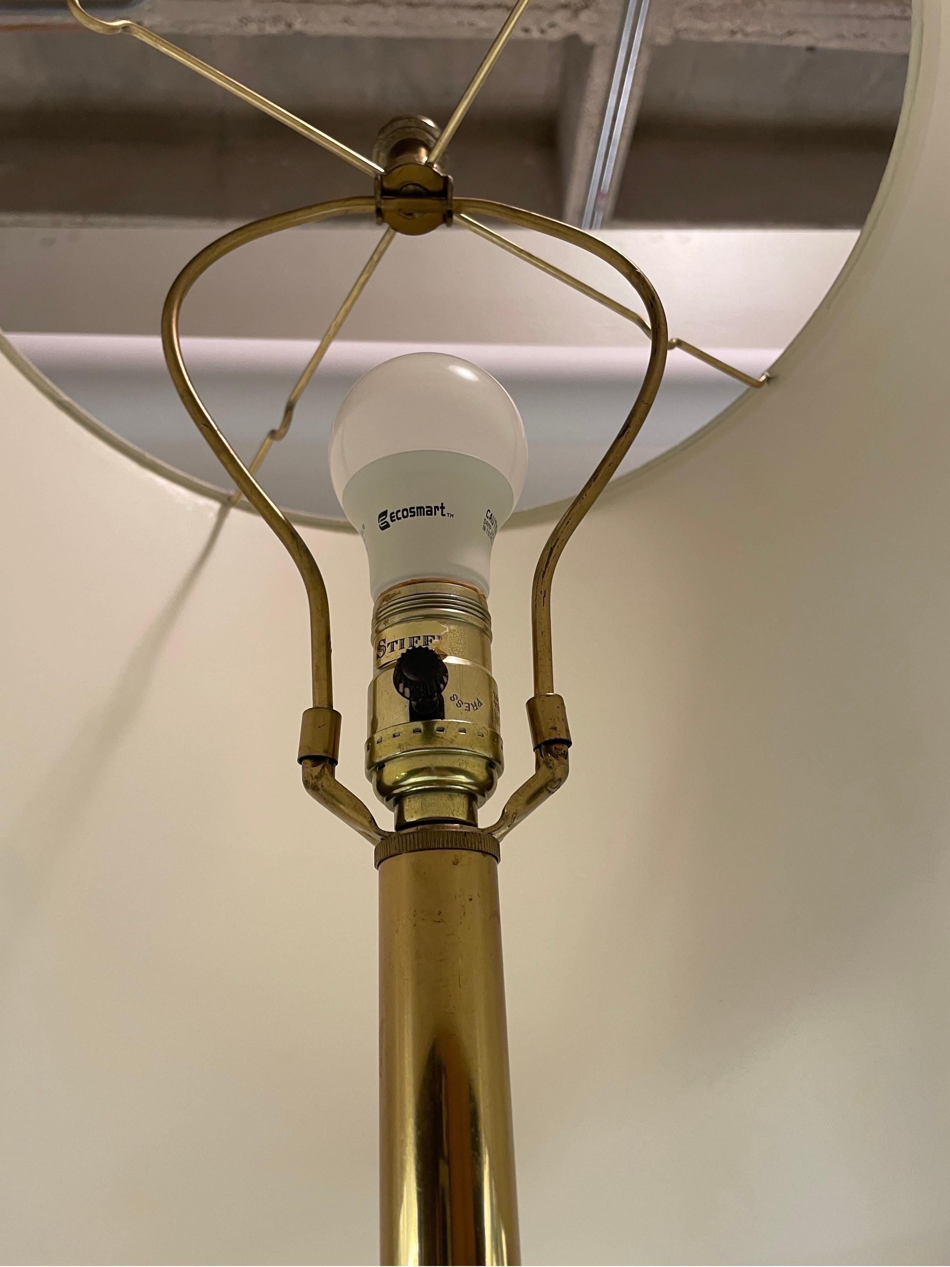 Pair of Stiffel vintage brass three ball lamps In Good Condition In Winnetka, IL