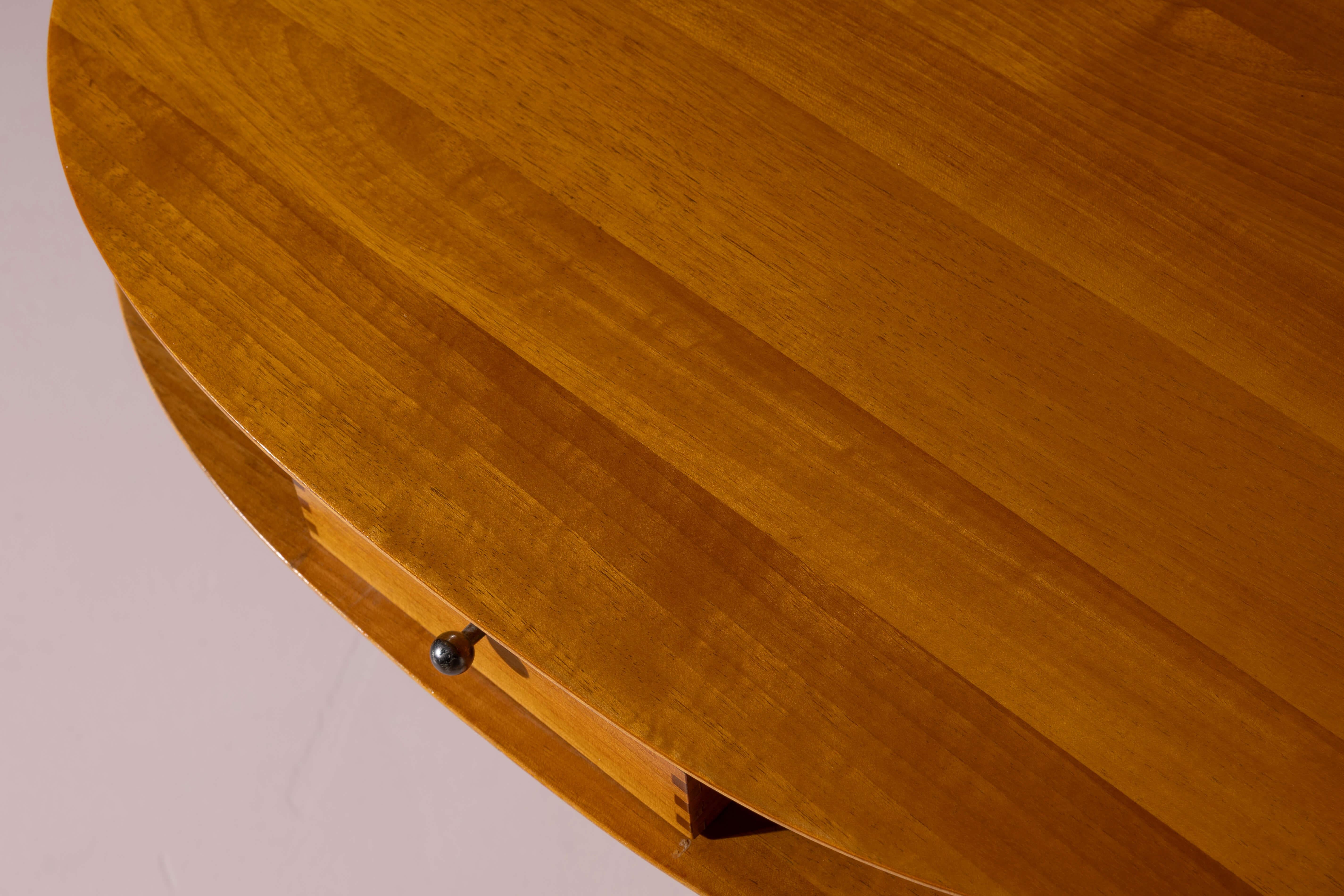 Late 20th Century Pair of Stildomus cherrywood side tables, Italy, 1990s For Sale