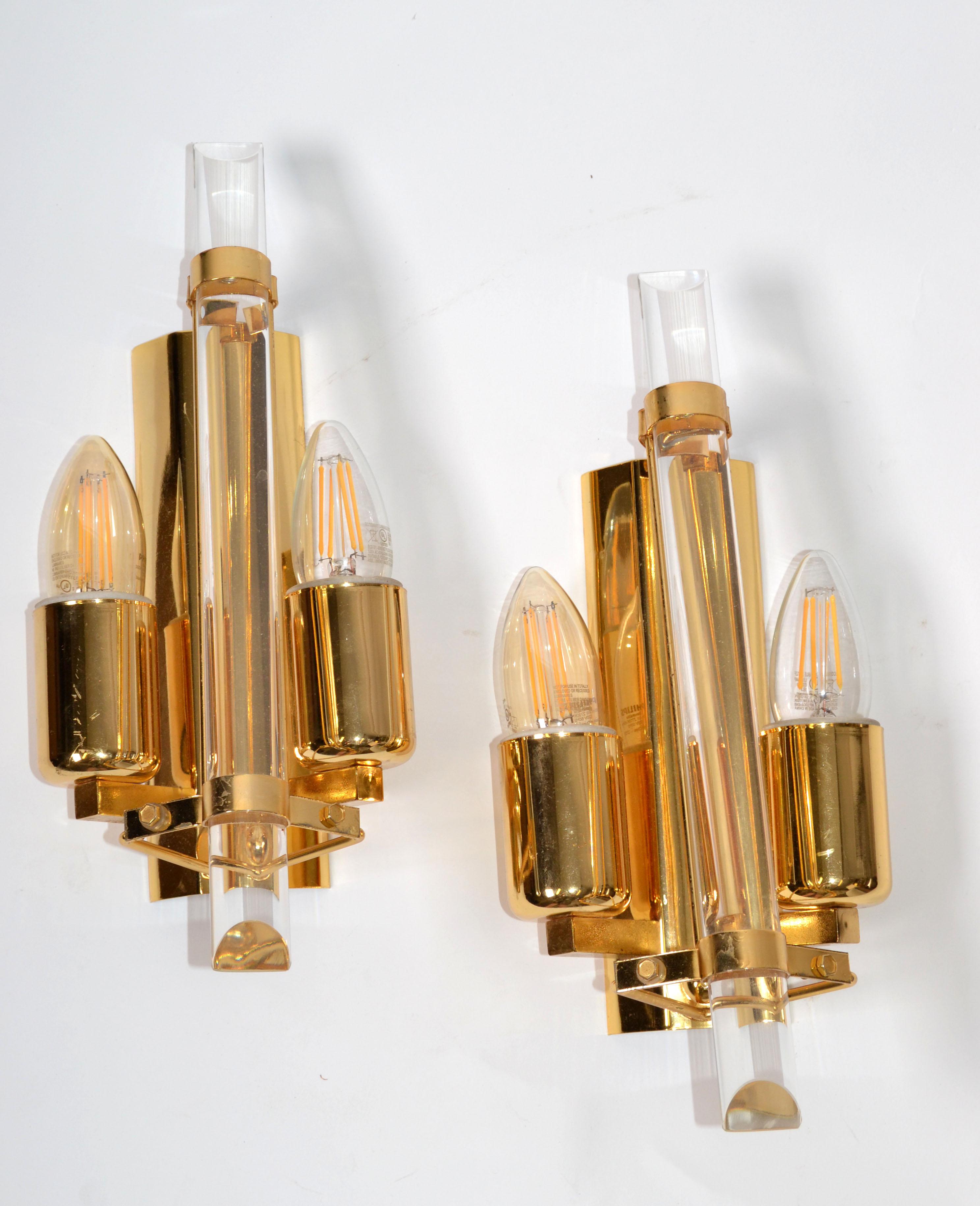 Pair of Stilkronen Sconces Gold Plate & Crystal Wall Lights Mid-Century Modern In Good Condition For Sale In Miami, FL