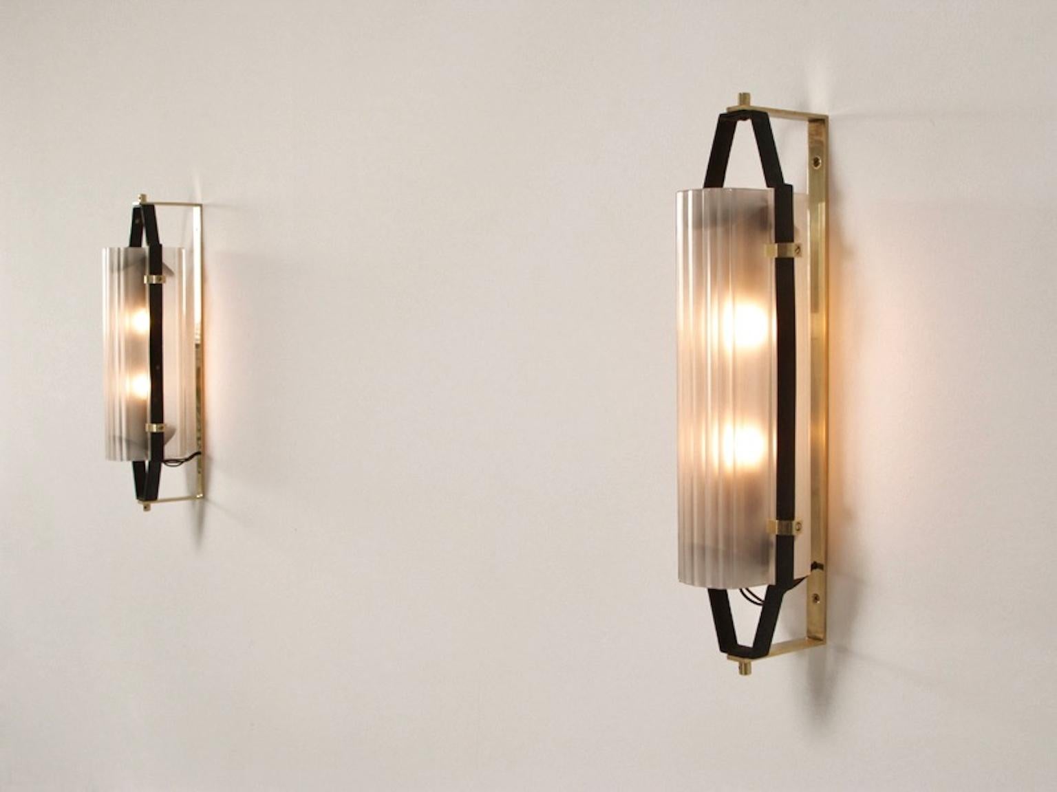 Mid-Century Modern Pair of Stilnovo Brass & Ribbed Glass Orientable Sconces