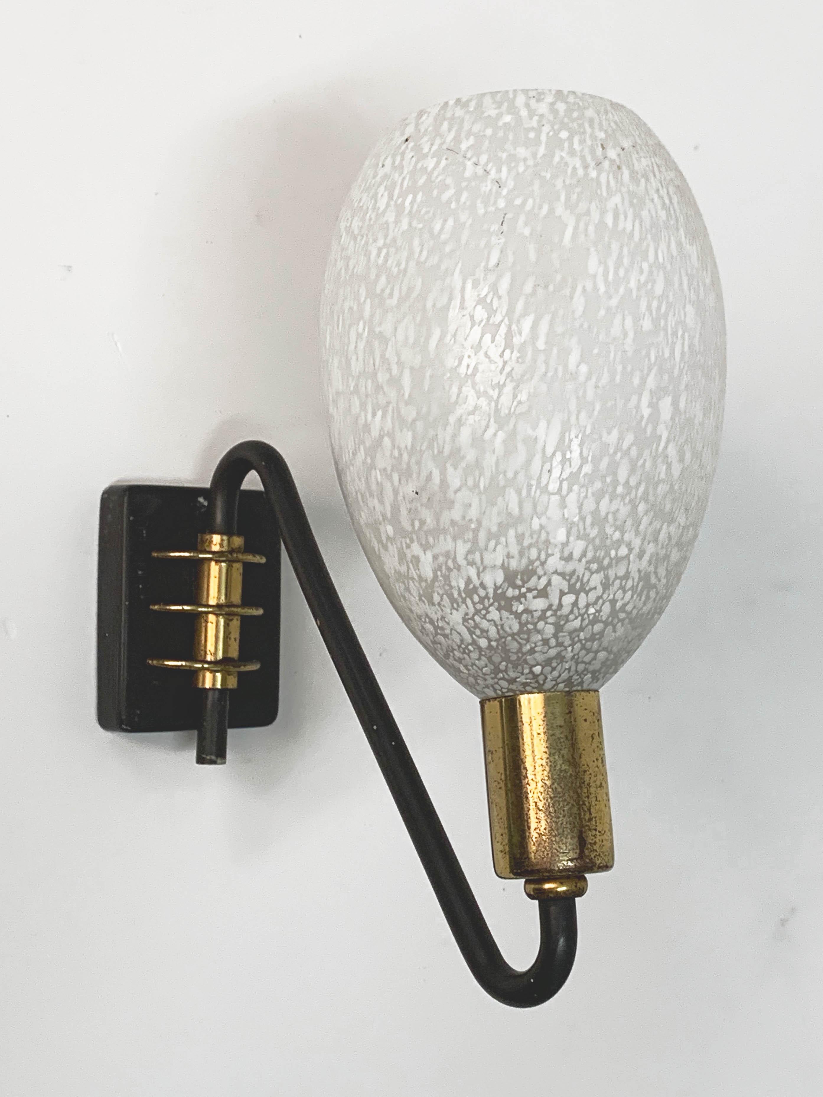 Lacquered Stilnovo Style Midcentury Brass and White Murano Glass Italian Sconces, 1960s