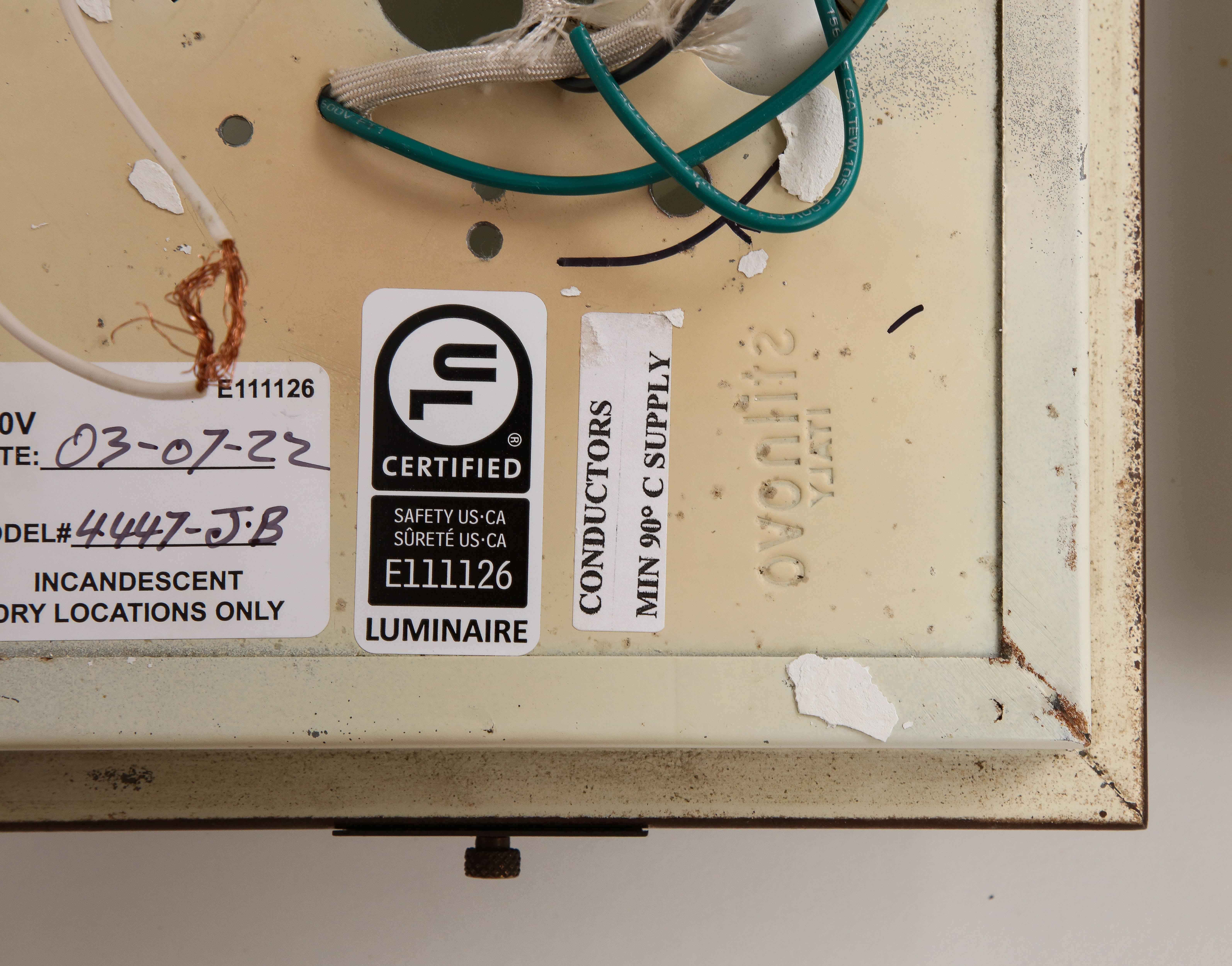 Coppia di applique rettangolari Stilnovo in ottone e vetro smerigliato, Italia anni '50 6
