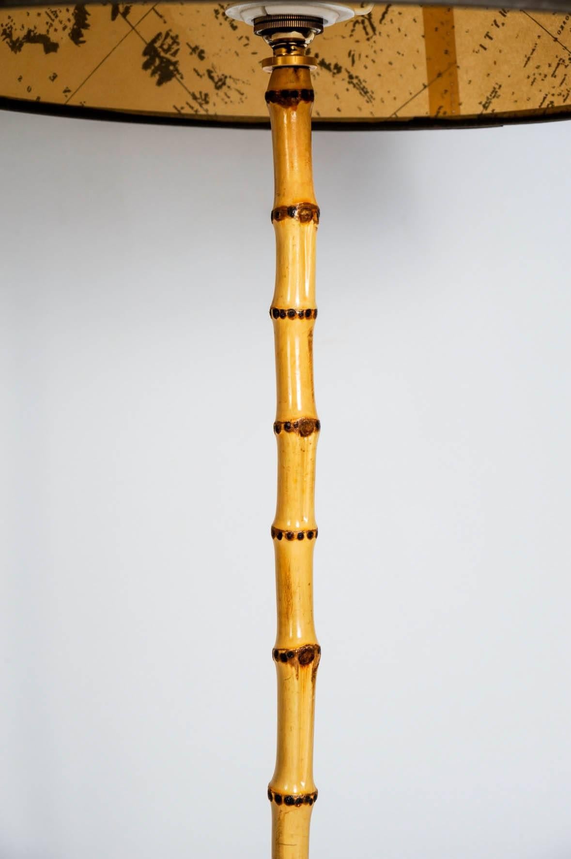 Coppia di lampade in cuoio Stitch by Jacques Adnet In condizioni ottime in vendita a New York, NY