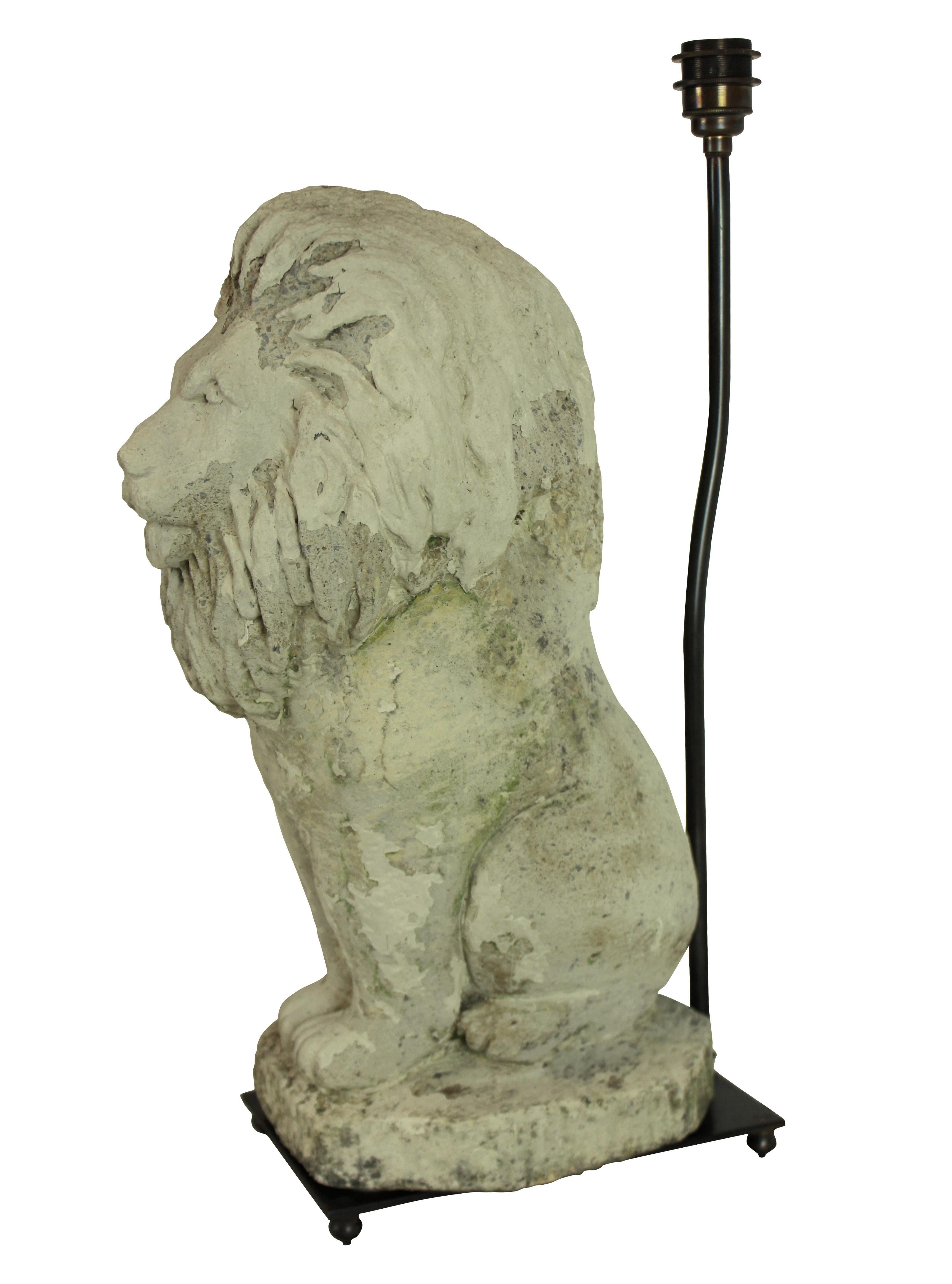 Pair of Stone Lion Lamps In Good Condition In Kent, Dover