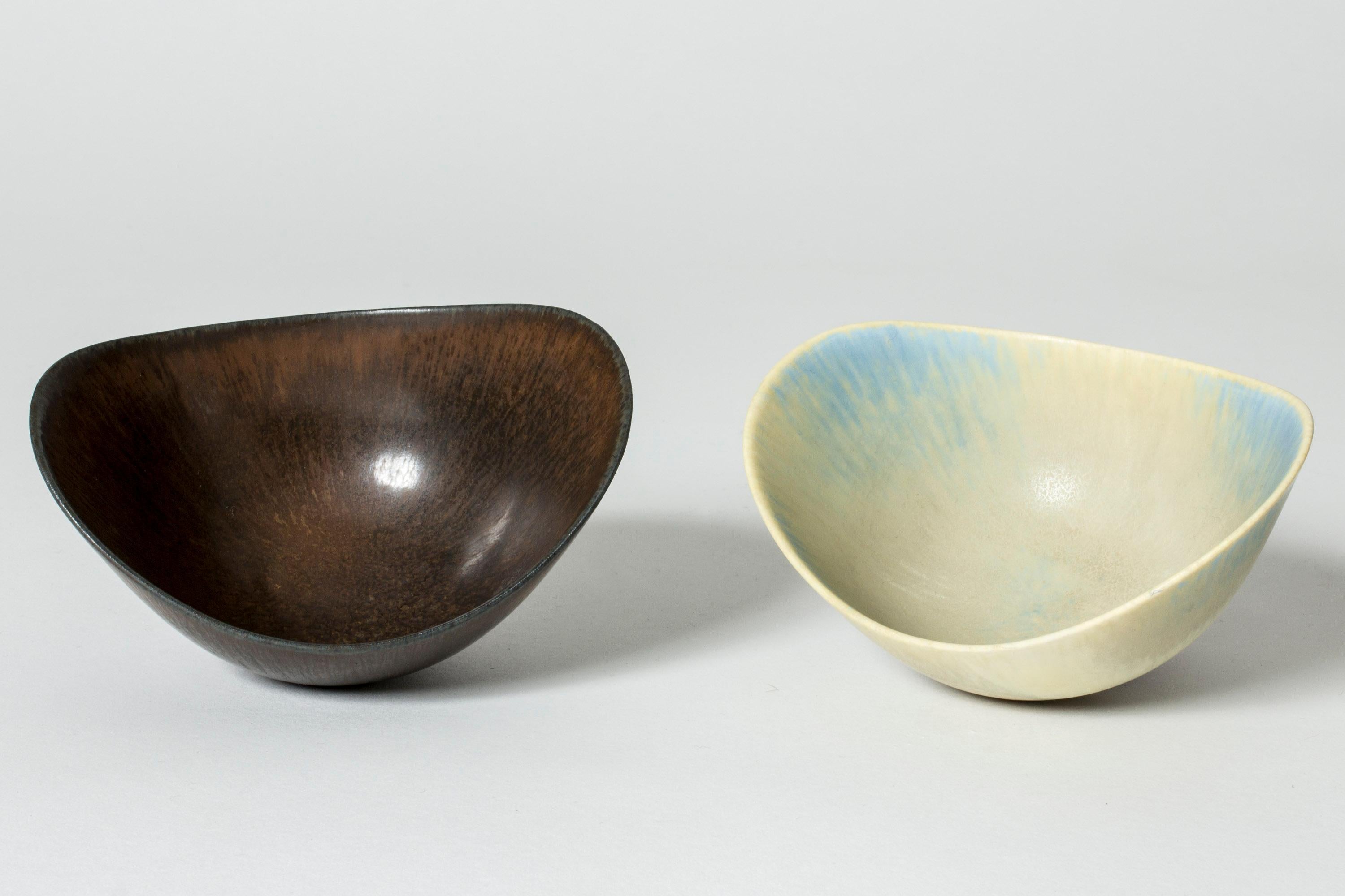Mid-20th Century Pair of Stoneware Bowls by Gunnar Nylund, Rörstrand, 1950s For Sale