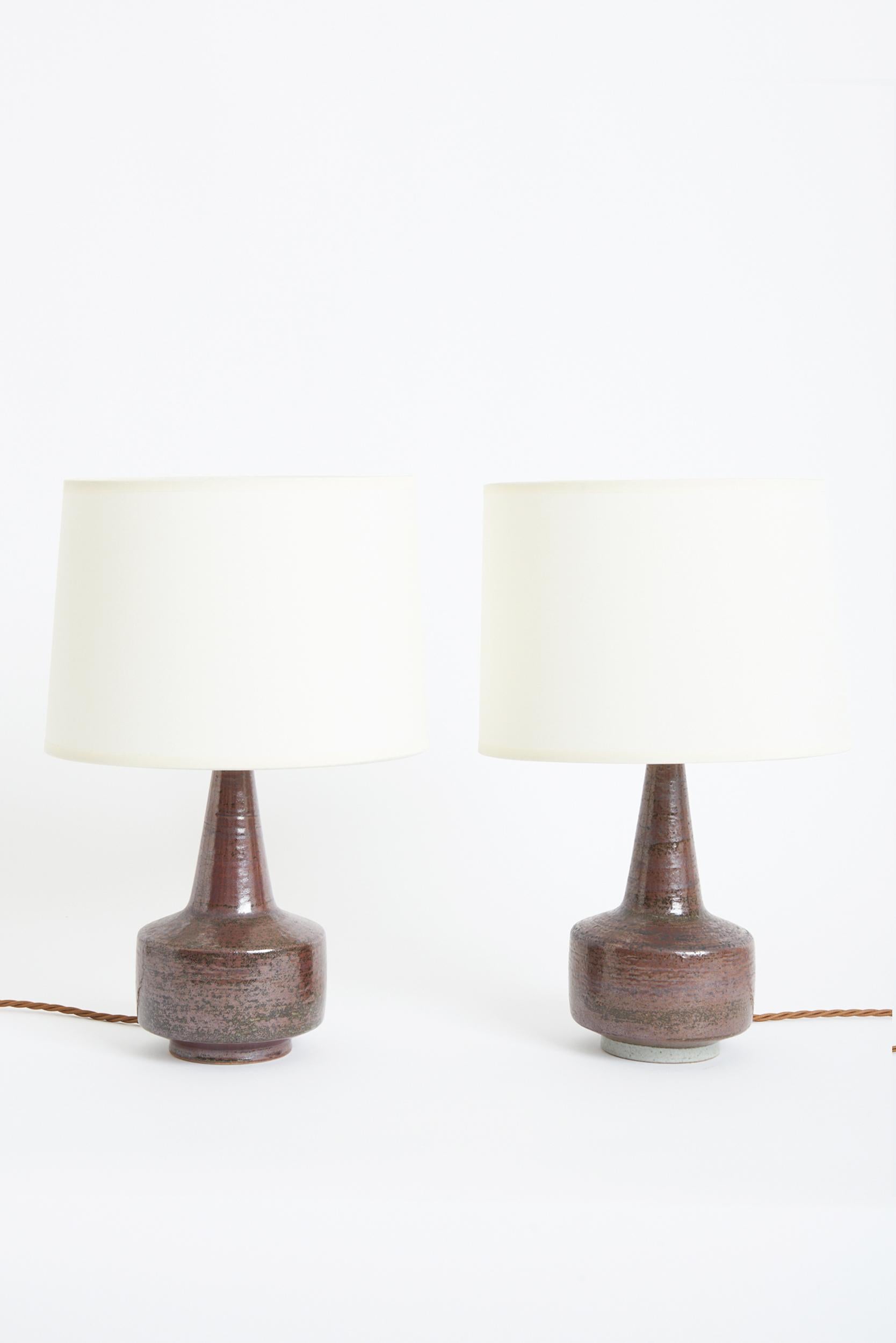 A pair of stoneware table lamps by Per Linnemann-Schmidt (1912 - 1999)
Edited by Palshus, Model DL26. Signed.
Denmark, 1960s
With the shade: 39 cm high by 29 cm diameter
Lamp base only: 27 cm high by 13 cm diameter
---
Per Linnemann (1912-1999) was