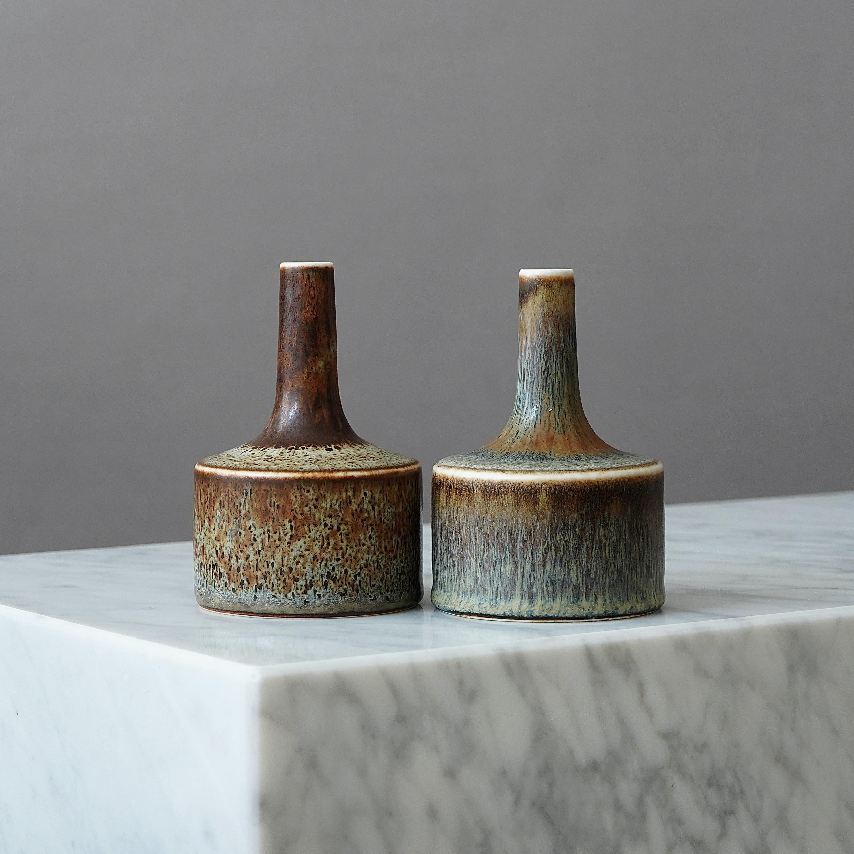 Pair of Stoneware Vases by Carl-Harry Stalhane, Rorstrand, Sweden, 1950s In Good Condition For Sale In Malmö, SE