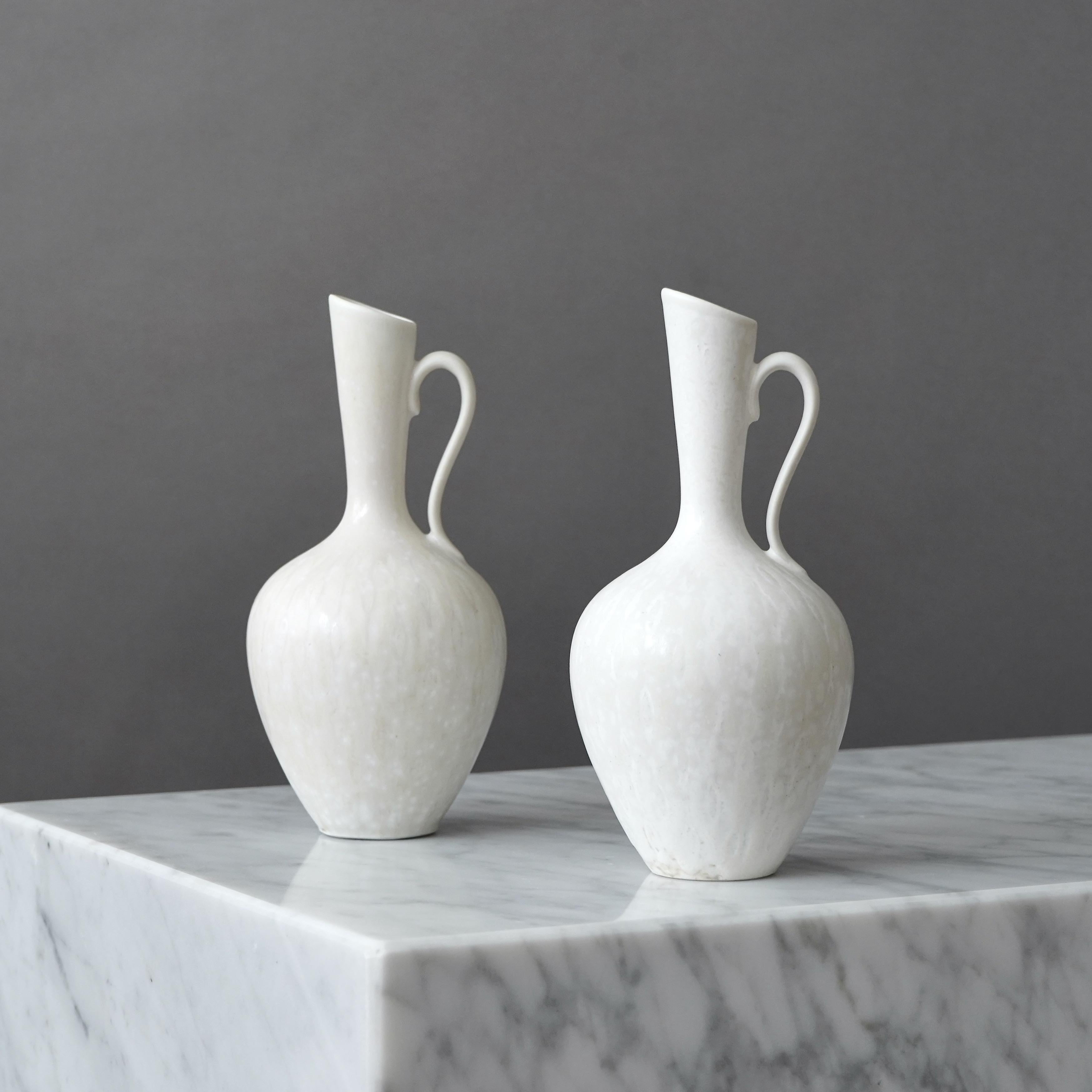 Ceramica Coppia di vasi in gres di Gunnar Nylund per Rorstrand, Svezia, anni '50 in vendita