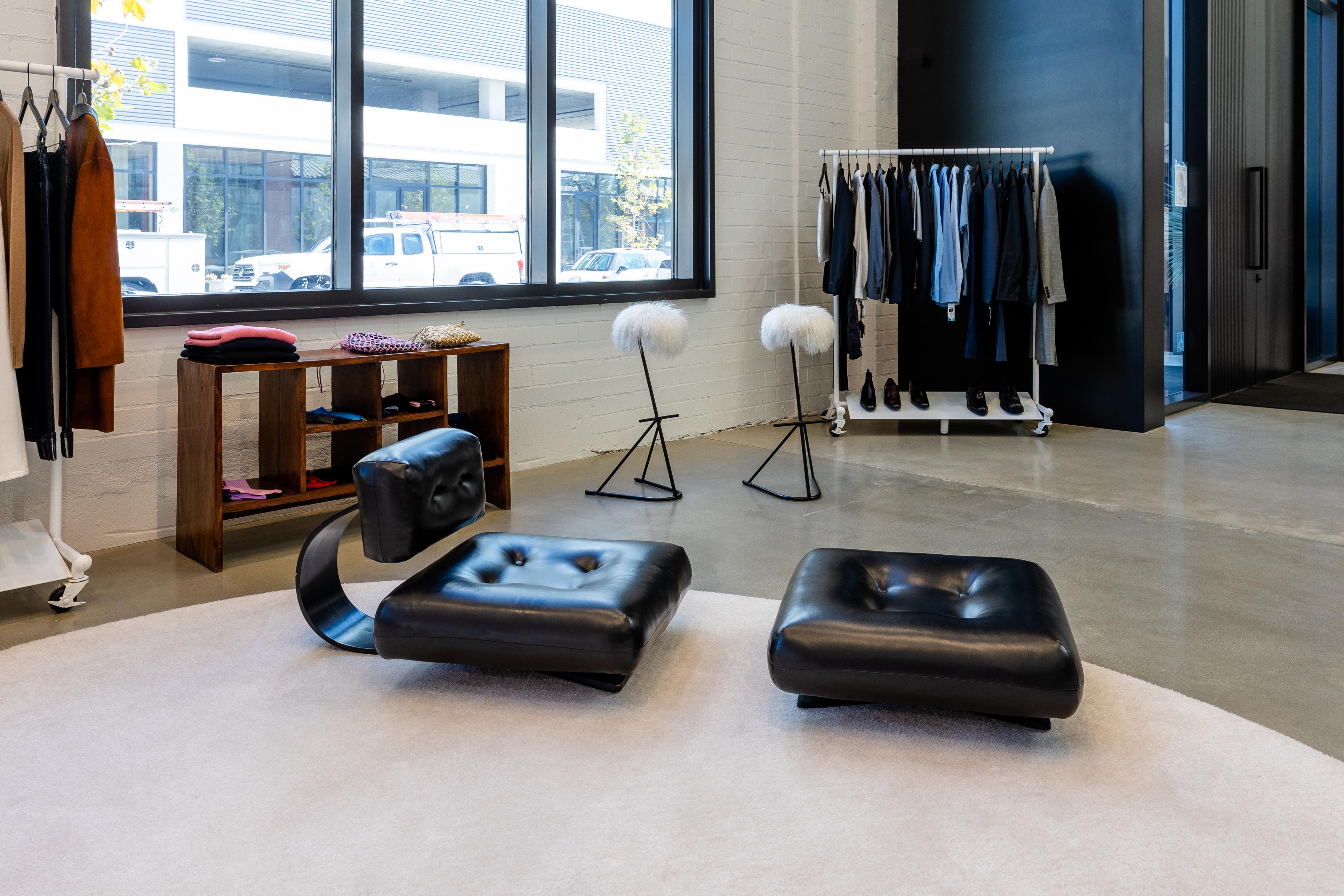 Brésilien Paire de tabourets par Anonymous, Modernité brésilienne du milieu du siècle, 1960s en vente