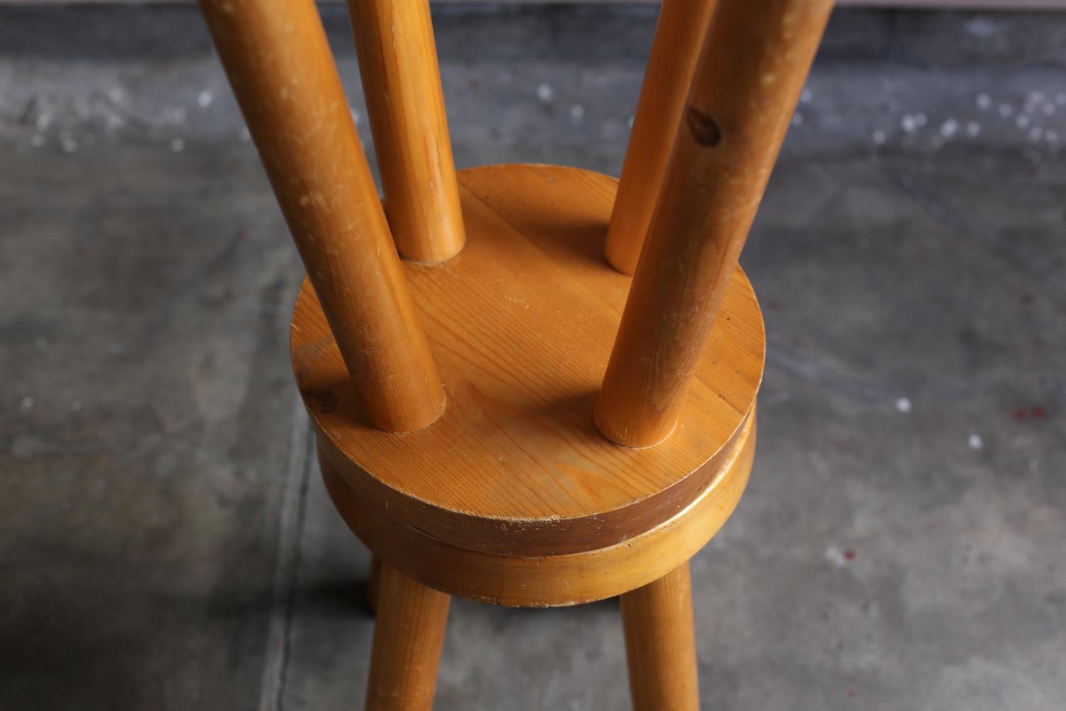 Pair of Stools by Charlotte Perriand for Les Arcs For Sale 6