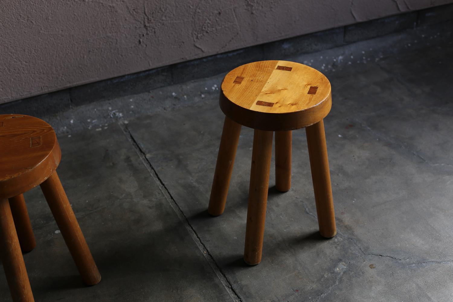 Pine Pair of Stools by Charlotte Perriand for Les Arcs For Sale