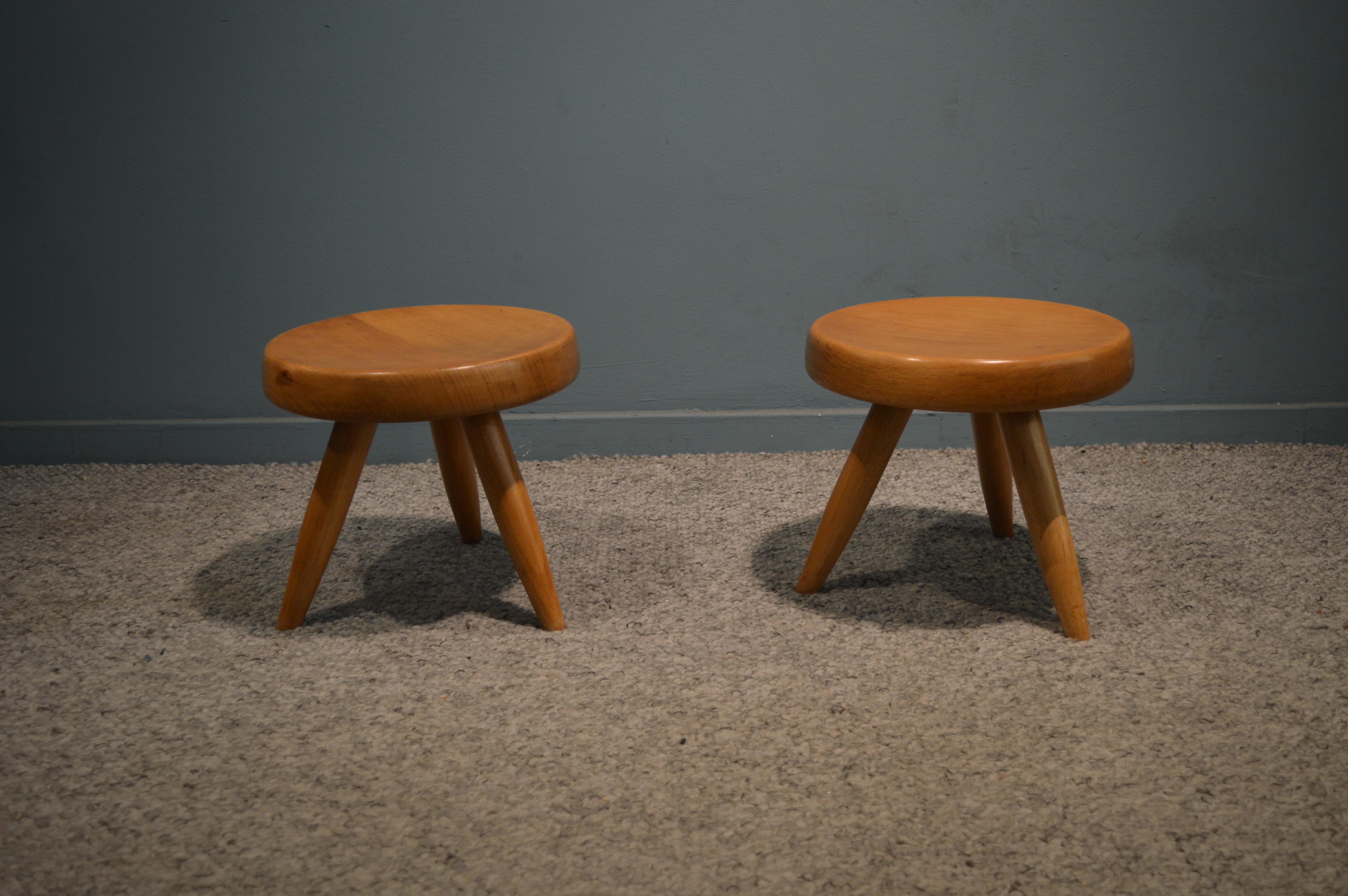 Original pair of stools by Charlotte Perriand.
French work, circa 1950.
I have made them clean by a professional except the bottom of the seat to show the original patina.