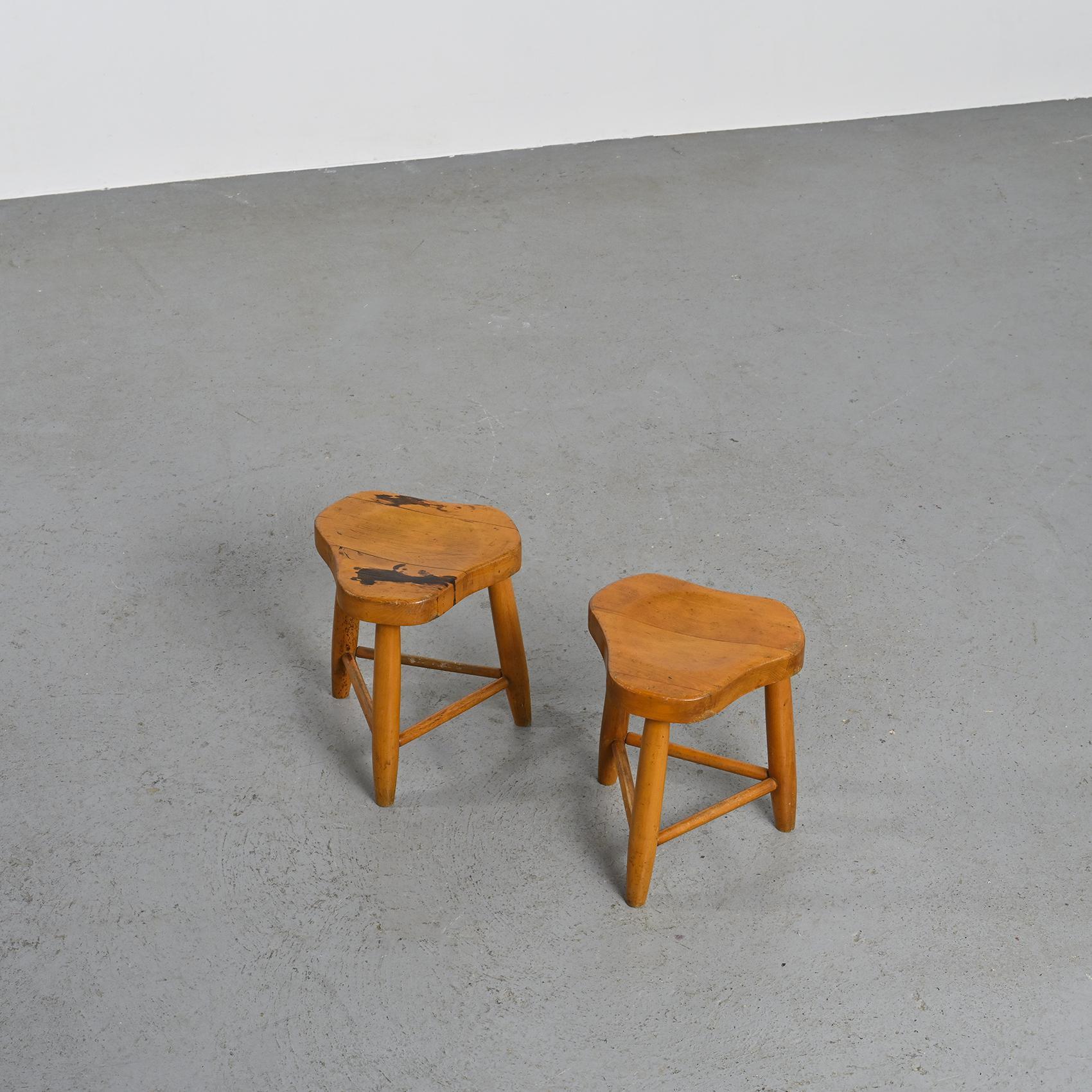 Christian Durupt, a skilled French cabinetmaker who worked in the 1960s and gained renown for his exquisite creations in solid wood. Notably, he collaborated with Charlotte Perriand in designing ski resort accommodations in the Savoie region.