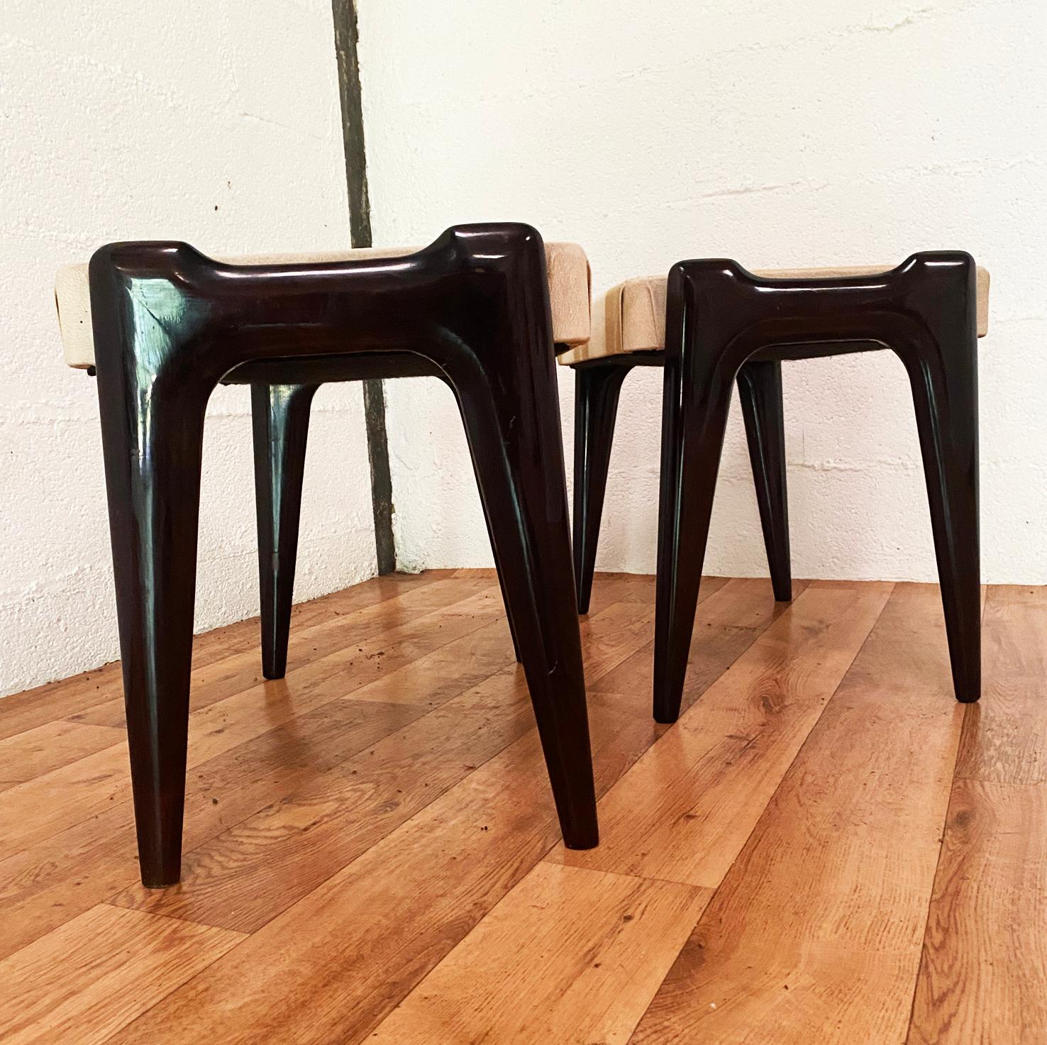 Pair of stools by Ico Parisi for Cantù Italy 60s
 Dimensions: 55 cm x 35 cm x 42 cm 
These benches are superb, the fabric is stain-free, the set is in great condition.
Ico Parisi editor : Cantù
