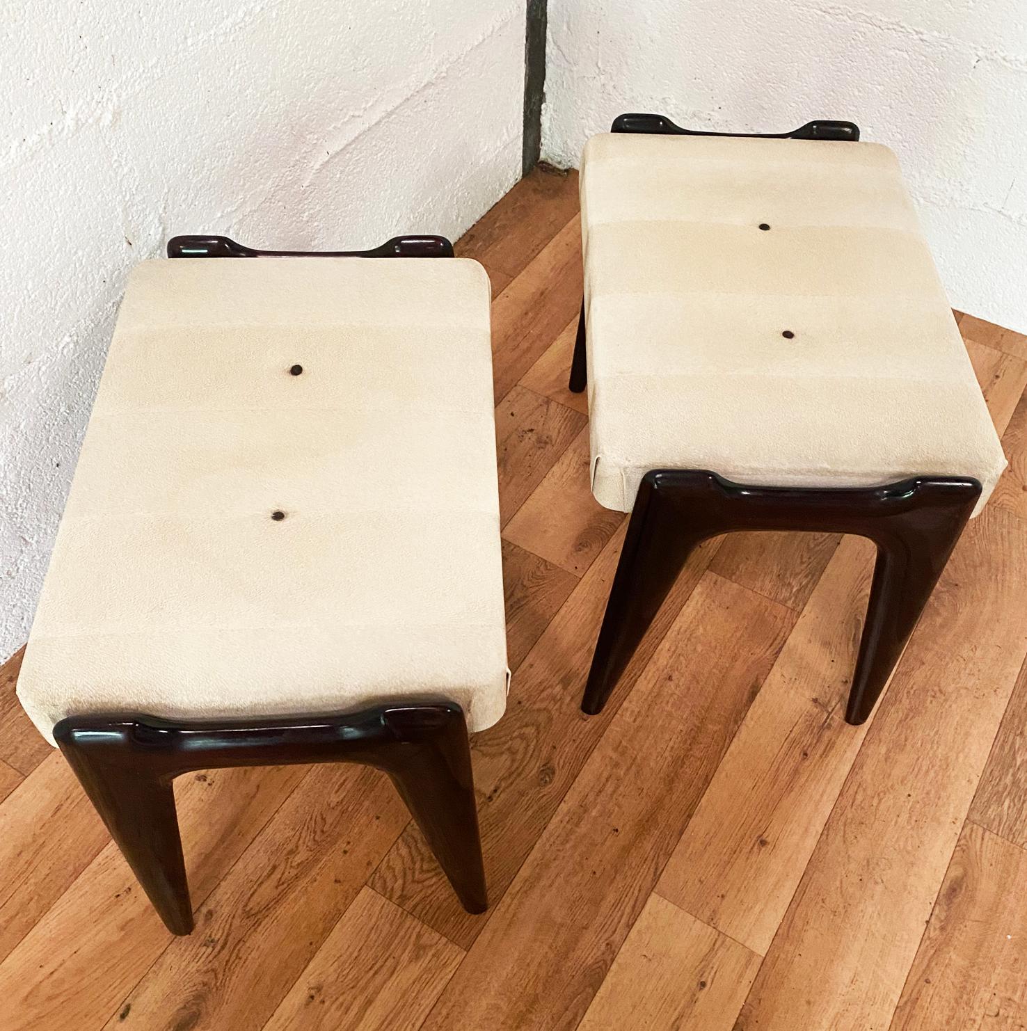 Pair of stools by Ico Parisi for Cantù Italy In Good Condition For Sale In PÉRIGUEUX, FR