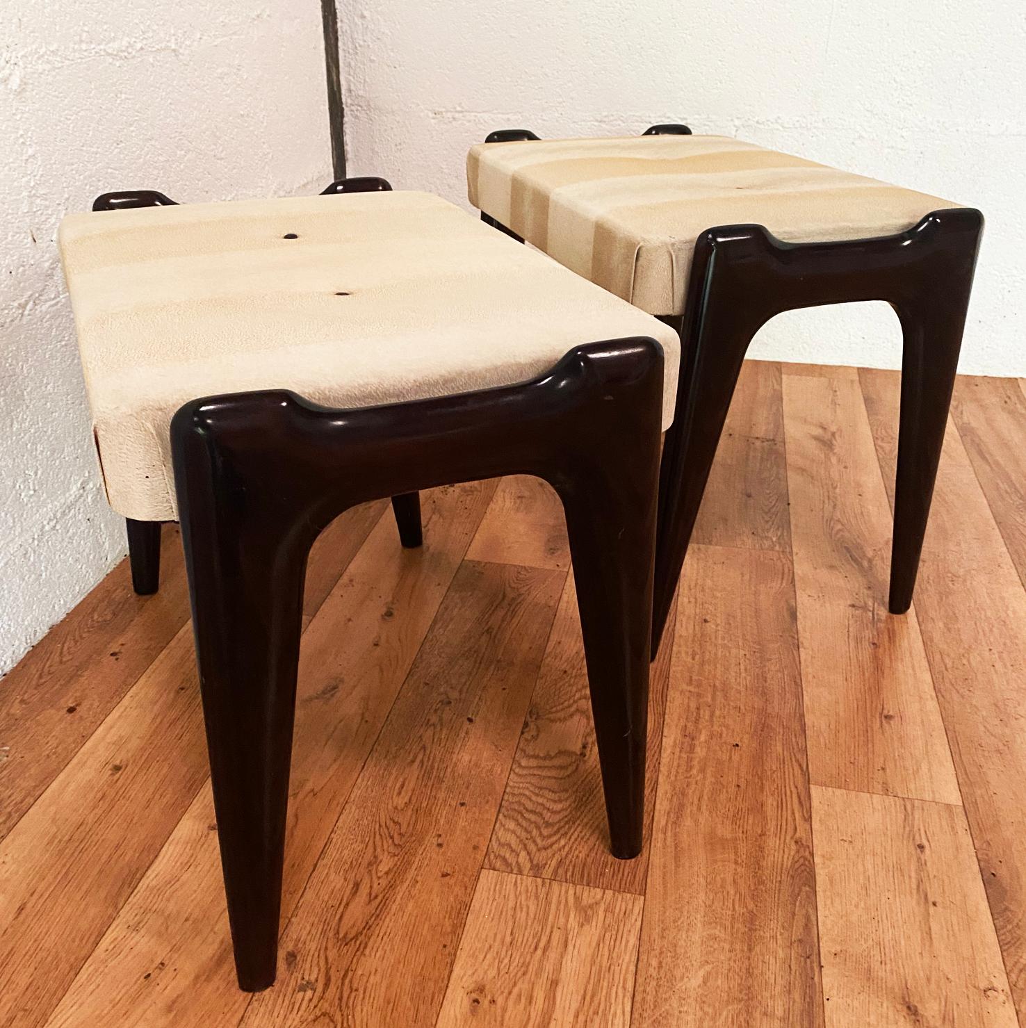 Mid-20th Century Pair of stools by Ico Parisi for Cantù Italy For Sale