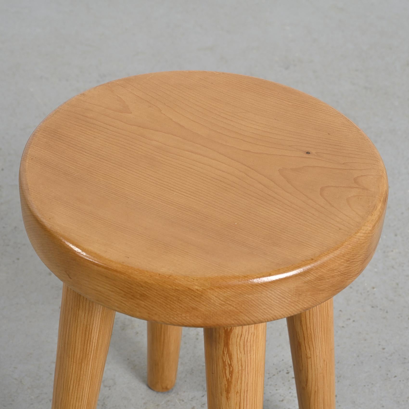 Pair of Stools by René Martin, Méribel circa 1965 In Good Condition For Sale In VILLEURBANNE, FR