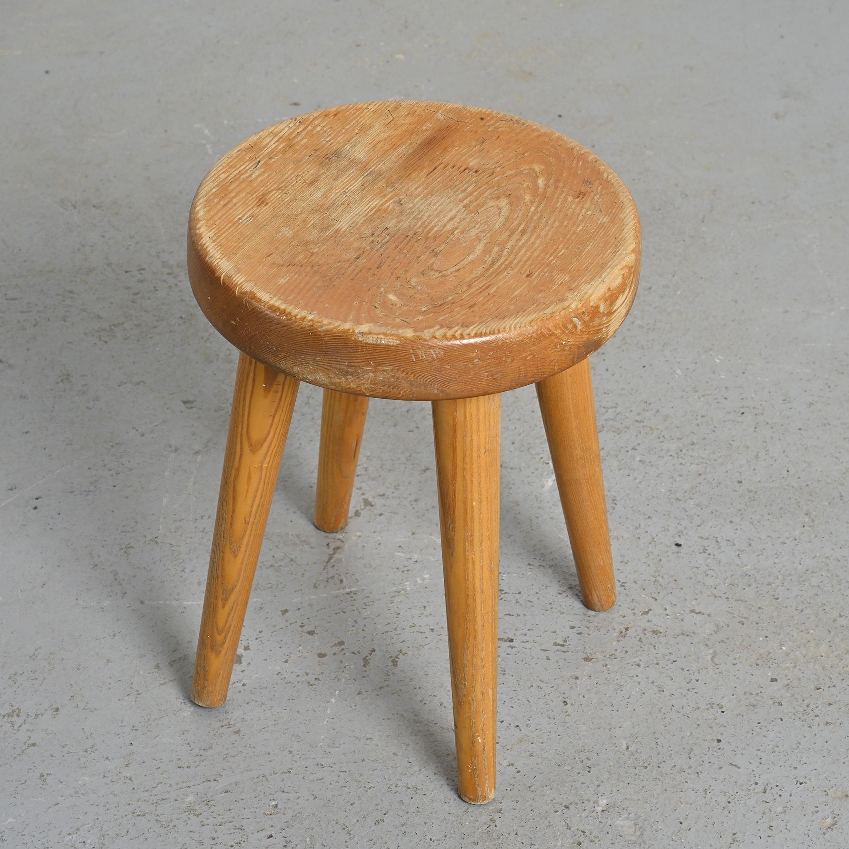 Pair of Stools by René Martin, Méribel circa 1965 In Good Condition For Sale In VILLEURBANNE, FR
