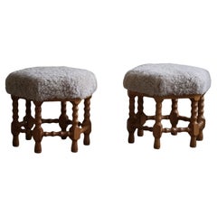 Pair of Stools in Oak, Reupholstered in Lambswool, Danish Cabinetmaker, 1950s