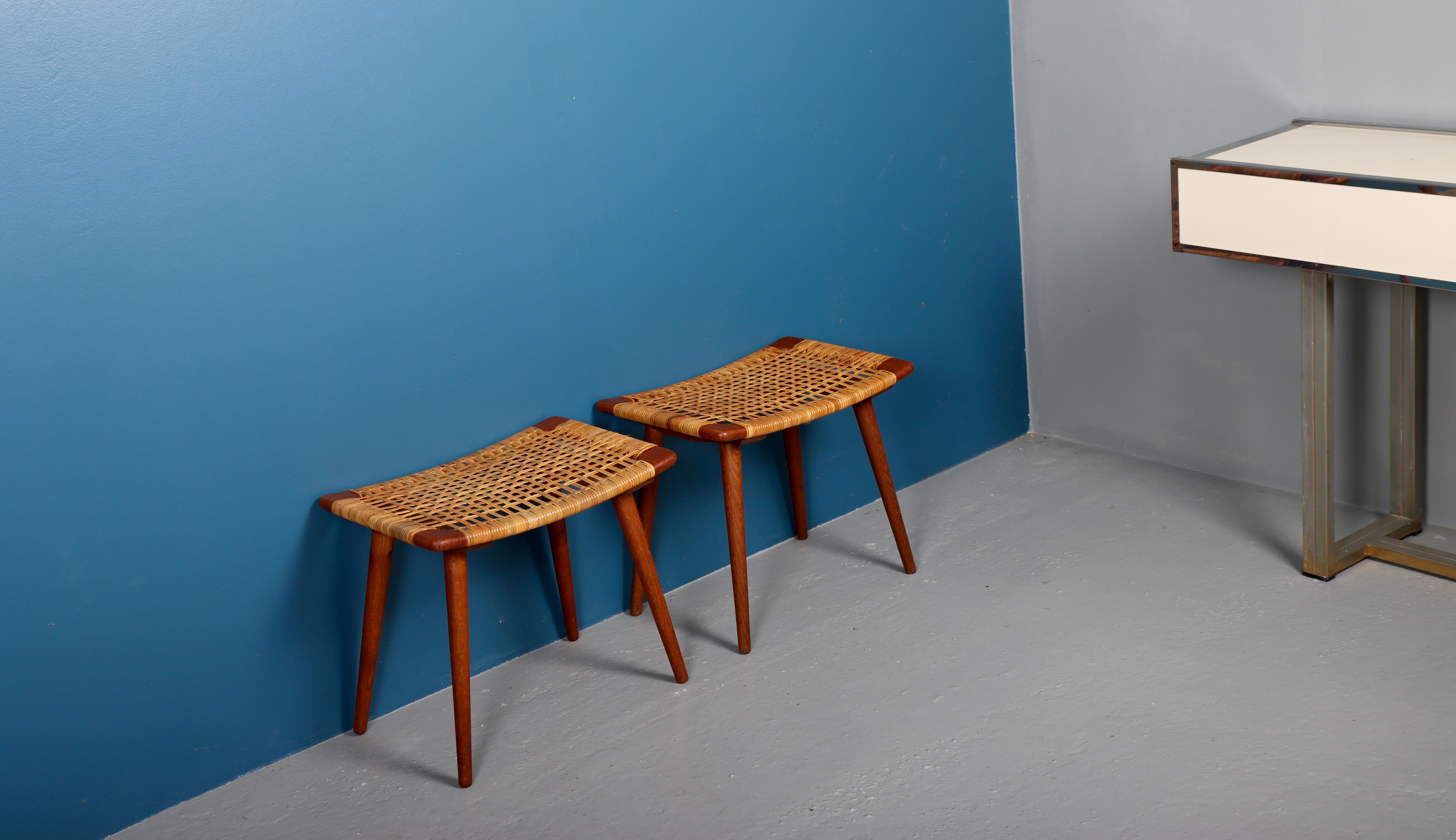 Pair of Stools in Patinated Teak and Cane, Made in Denmark, 1950s In Good Condition In Lejre, DK