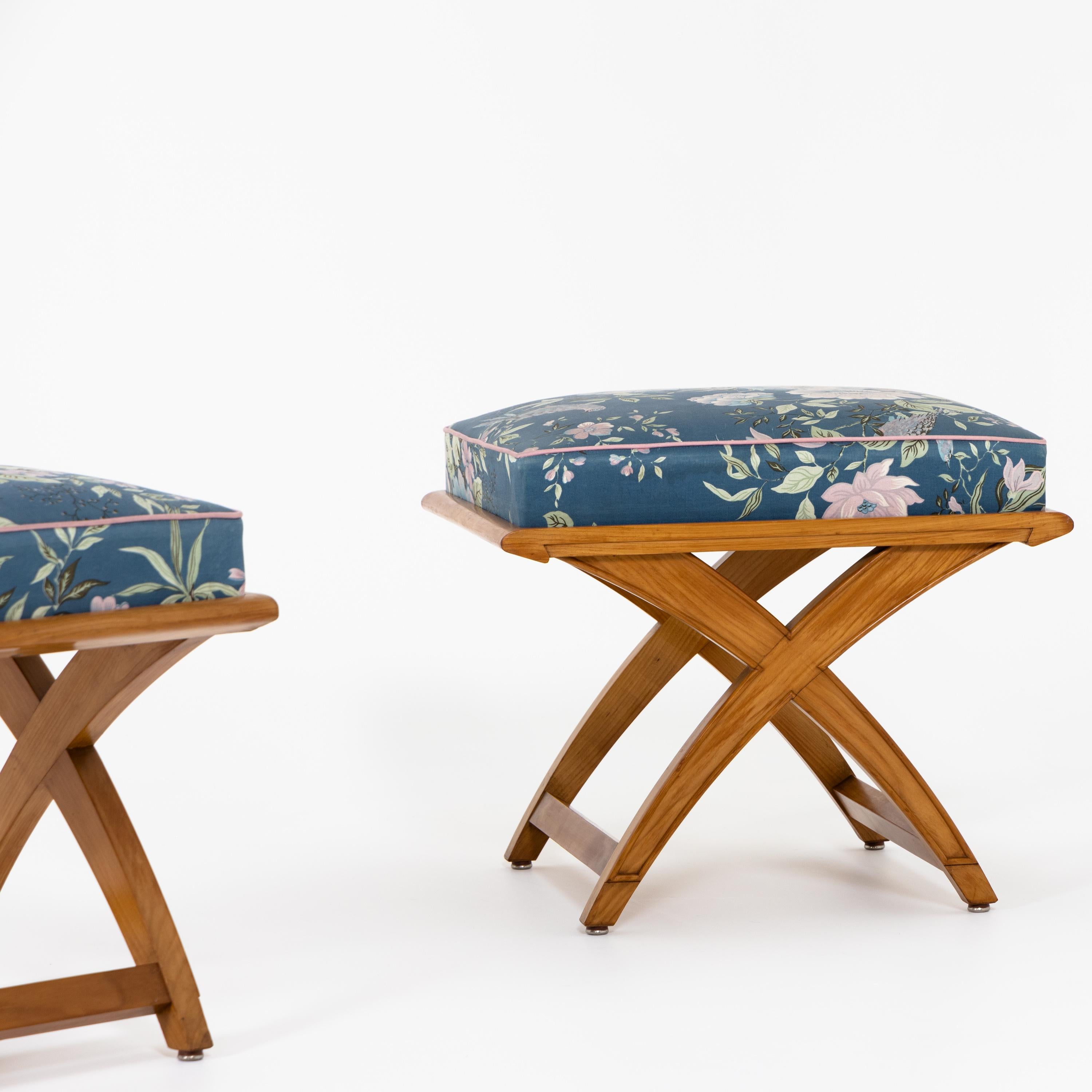 Pair of Stools, Mid-20th Century In Good Condition In Greding, DE