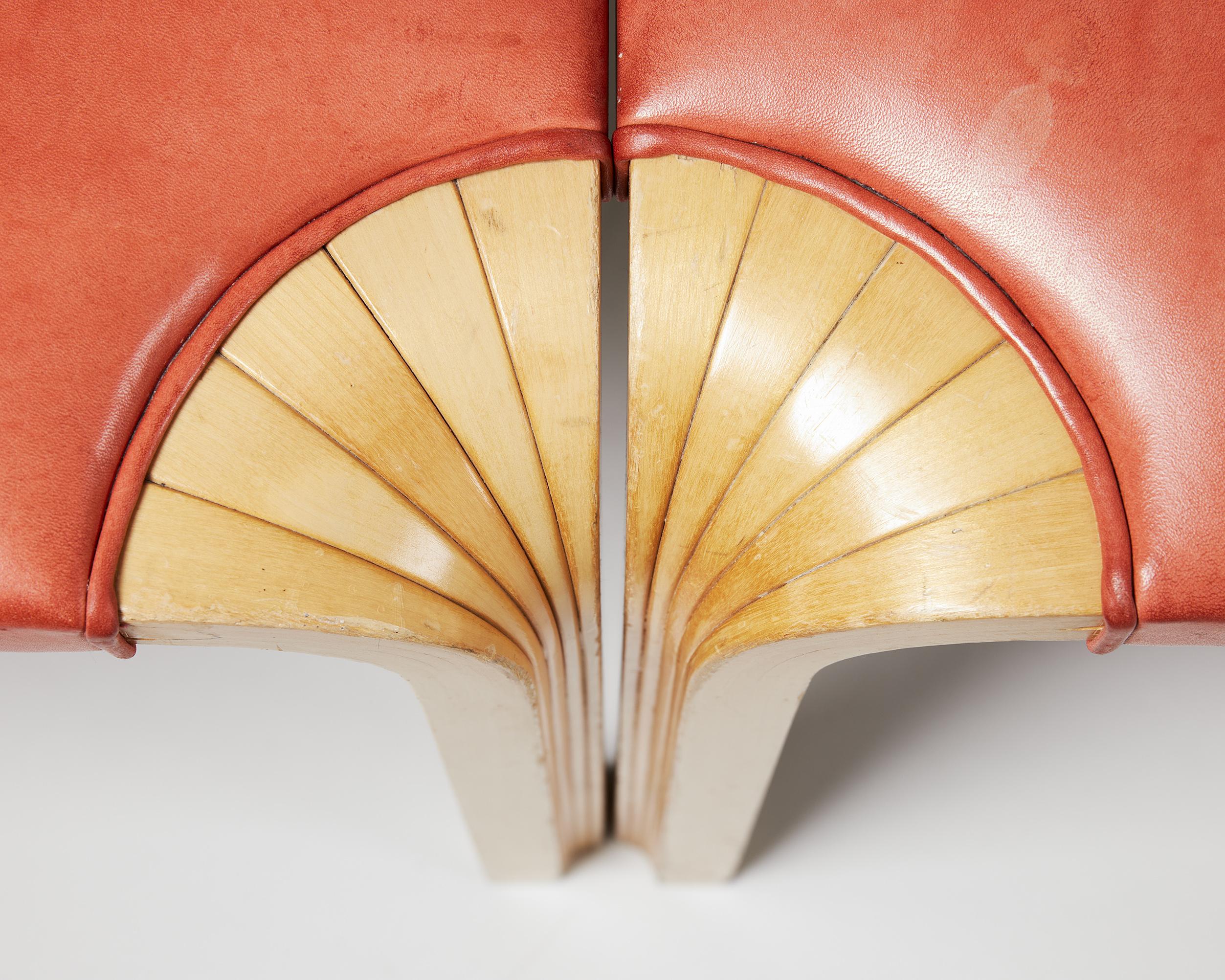 Pair of Stools Model X601 Designed by Alvar Aalto for Artek, Finland, 1950s In Good Condition In Stockholm, SE