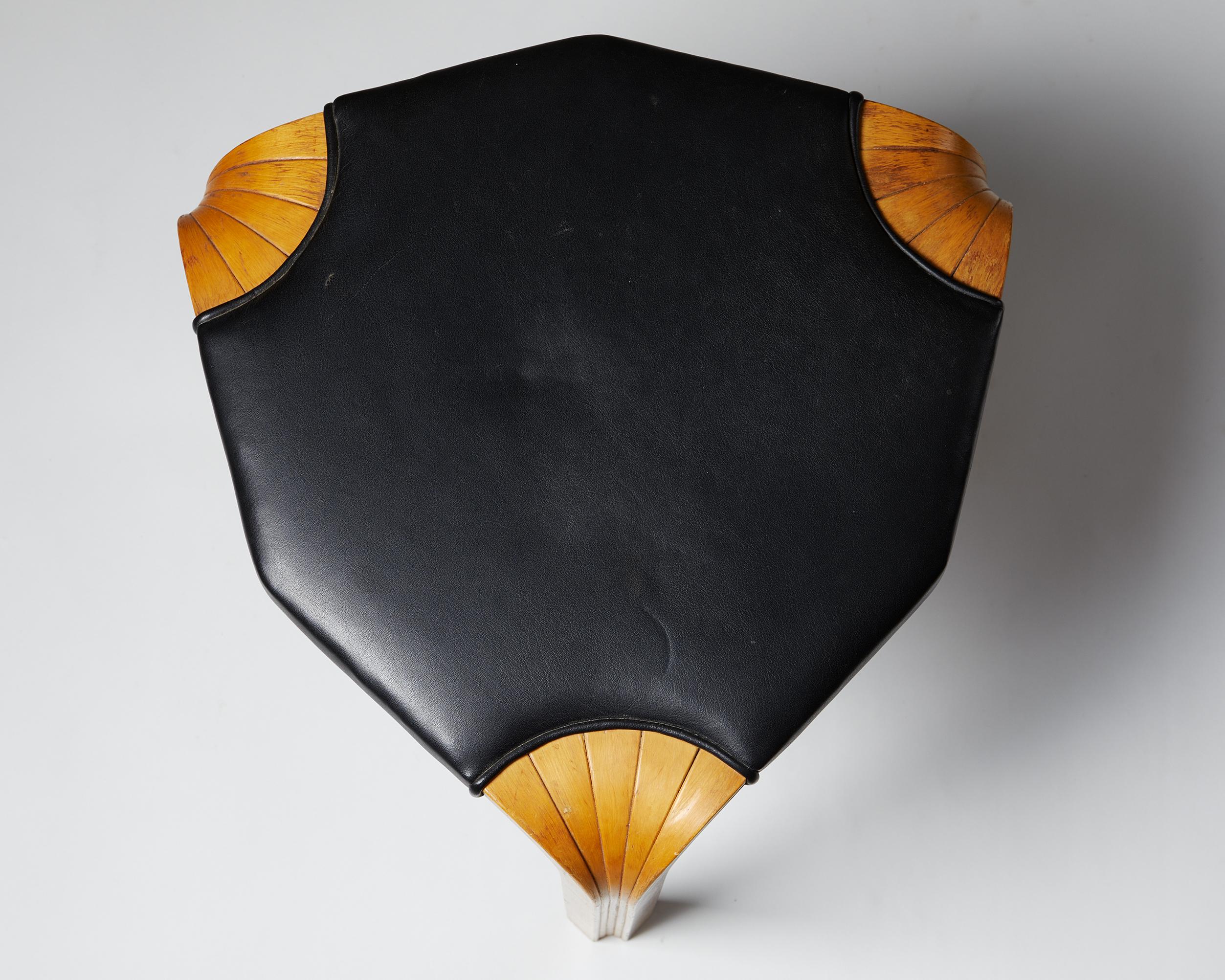 Leather Pair of Stools, Model X602 Designed by Alvar Aalto, Finland, 1950’s