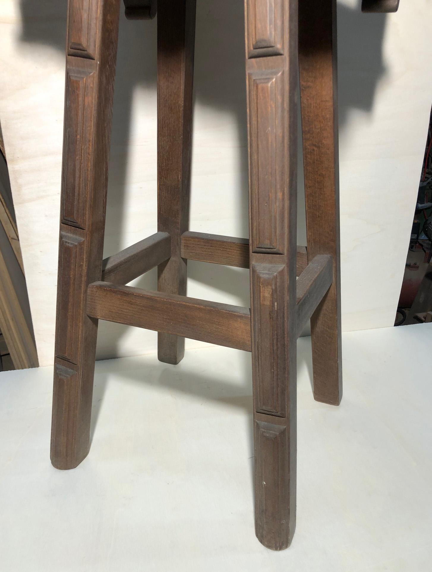 Pair of Italian stools, original from the 1960s, built in beech, they are very robust and heavy.
Original burgundy seat.