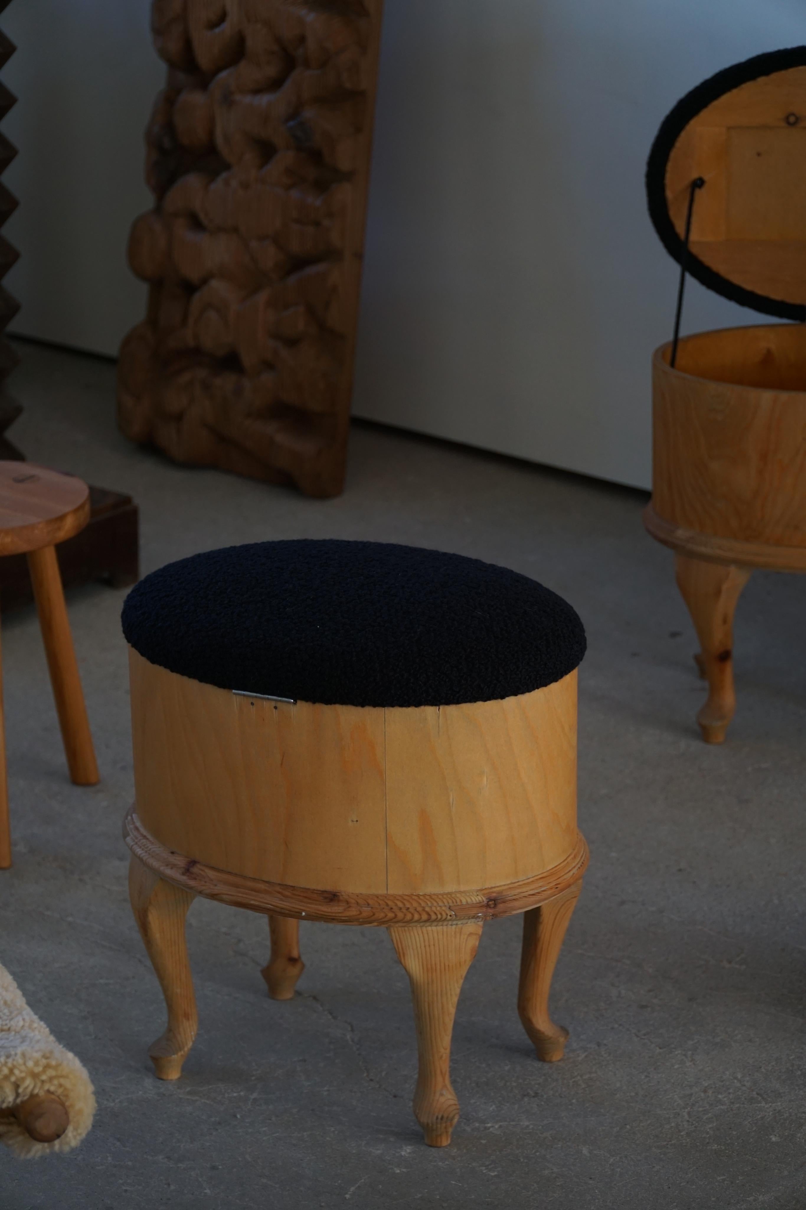 Pair of Stools with Storage in Pine and Reupholstered in Bouclé, Danish Modern In Good Condition In Odense, DK