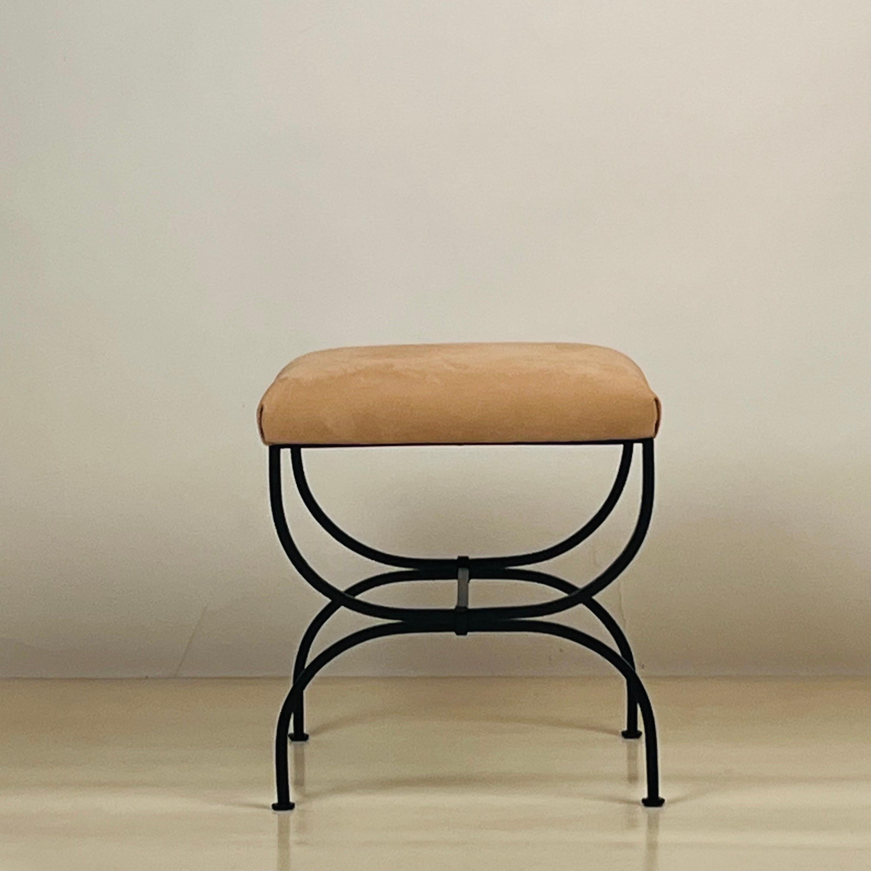 French Pair of 'Strapontin' Stools in Cognac Nubuck Leather by Design Frères For Sale