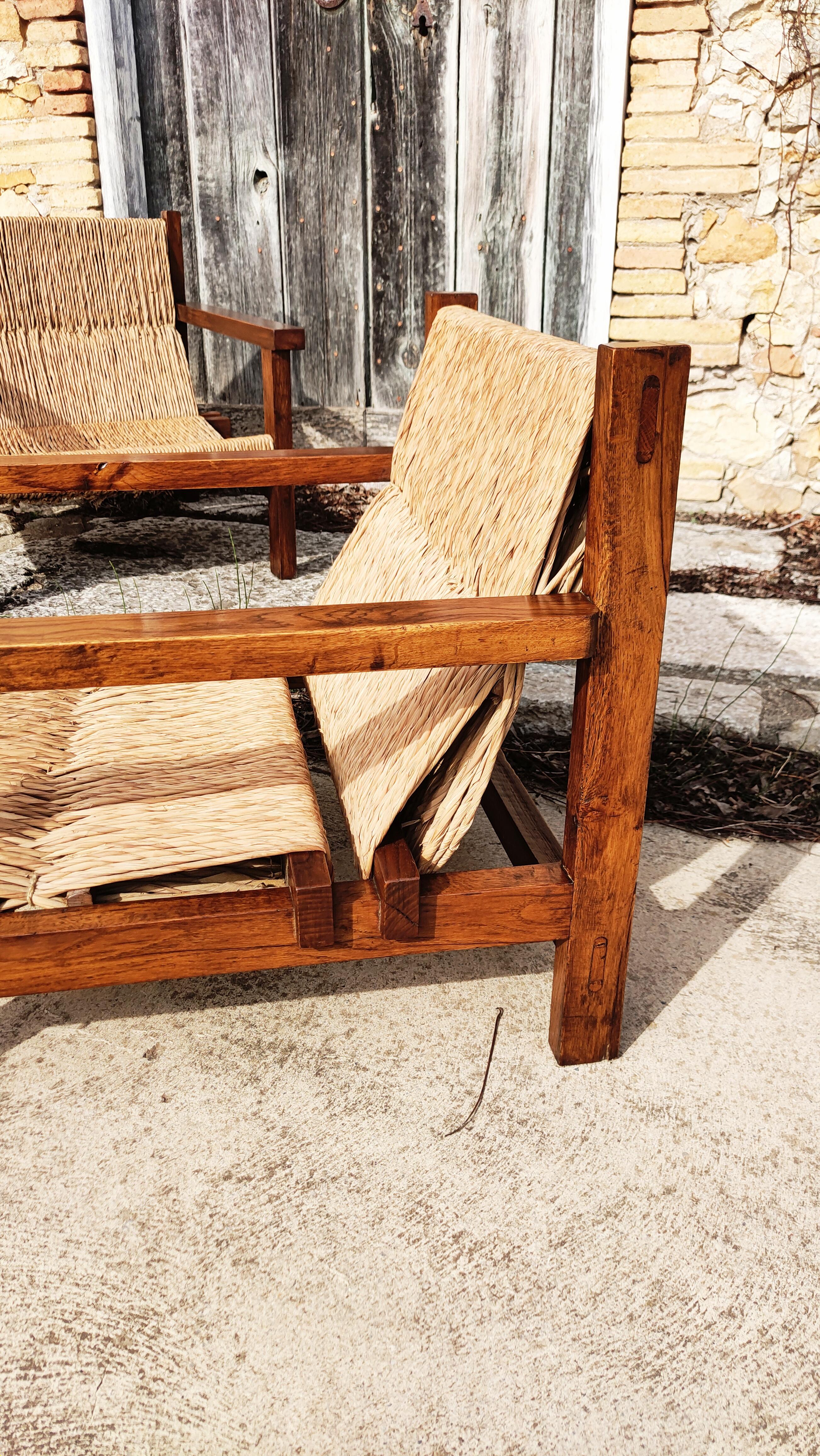 Pair of Straw and Oak Low Armchairs, Spain, 1950s In Good Condition In L'Escala, ES