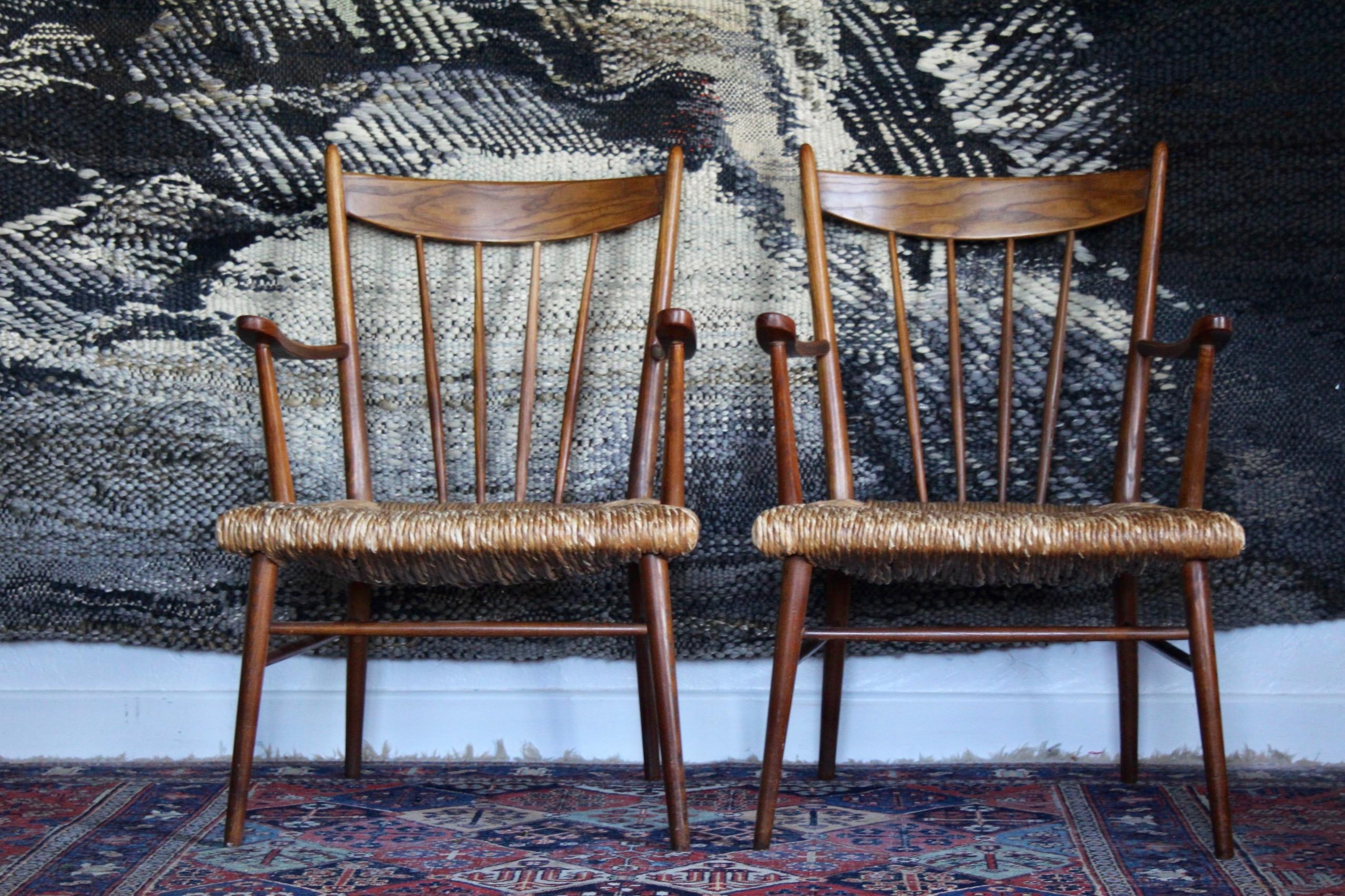 Pair of straw and wood armchairs  For Sale 5
