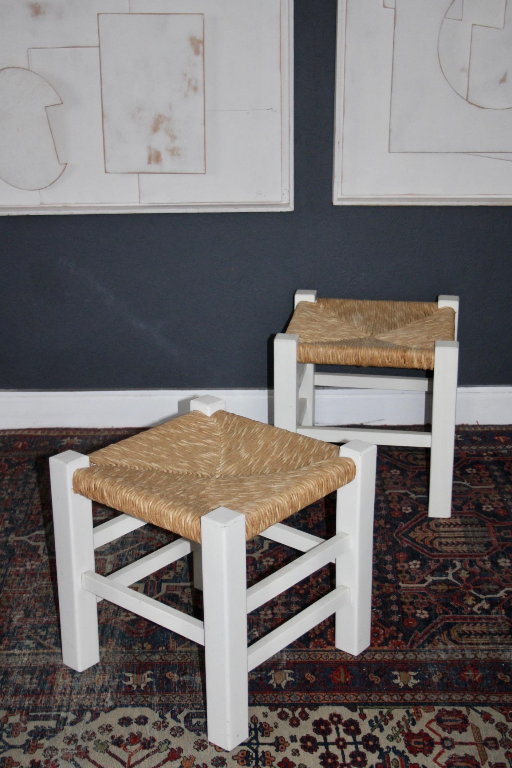 Mid-20th Century Pair of straw and wood stools For Sale