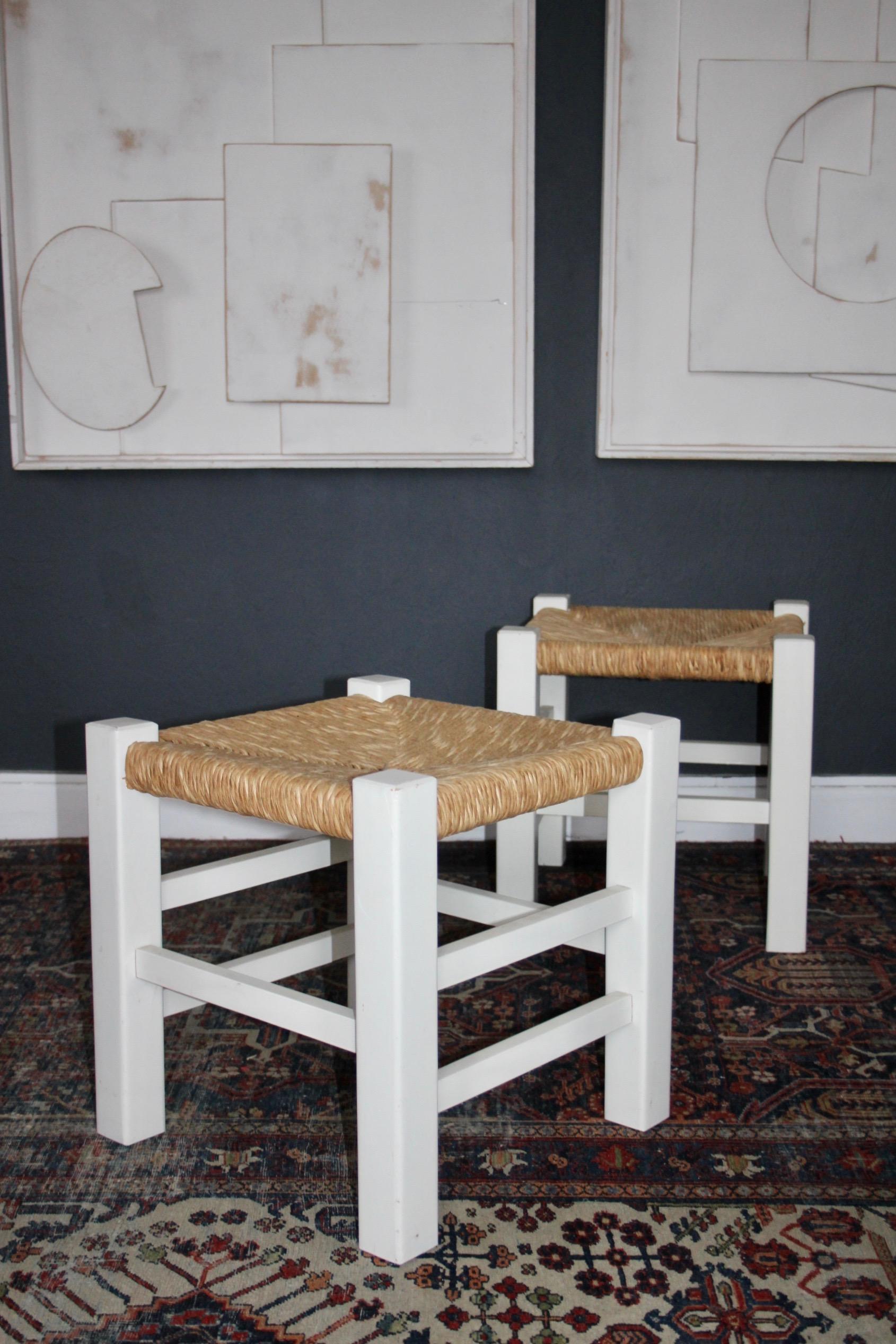 Straw Pair of straw and wood stools For Sale