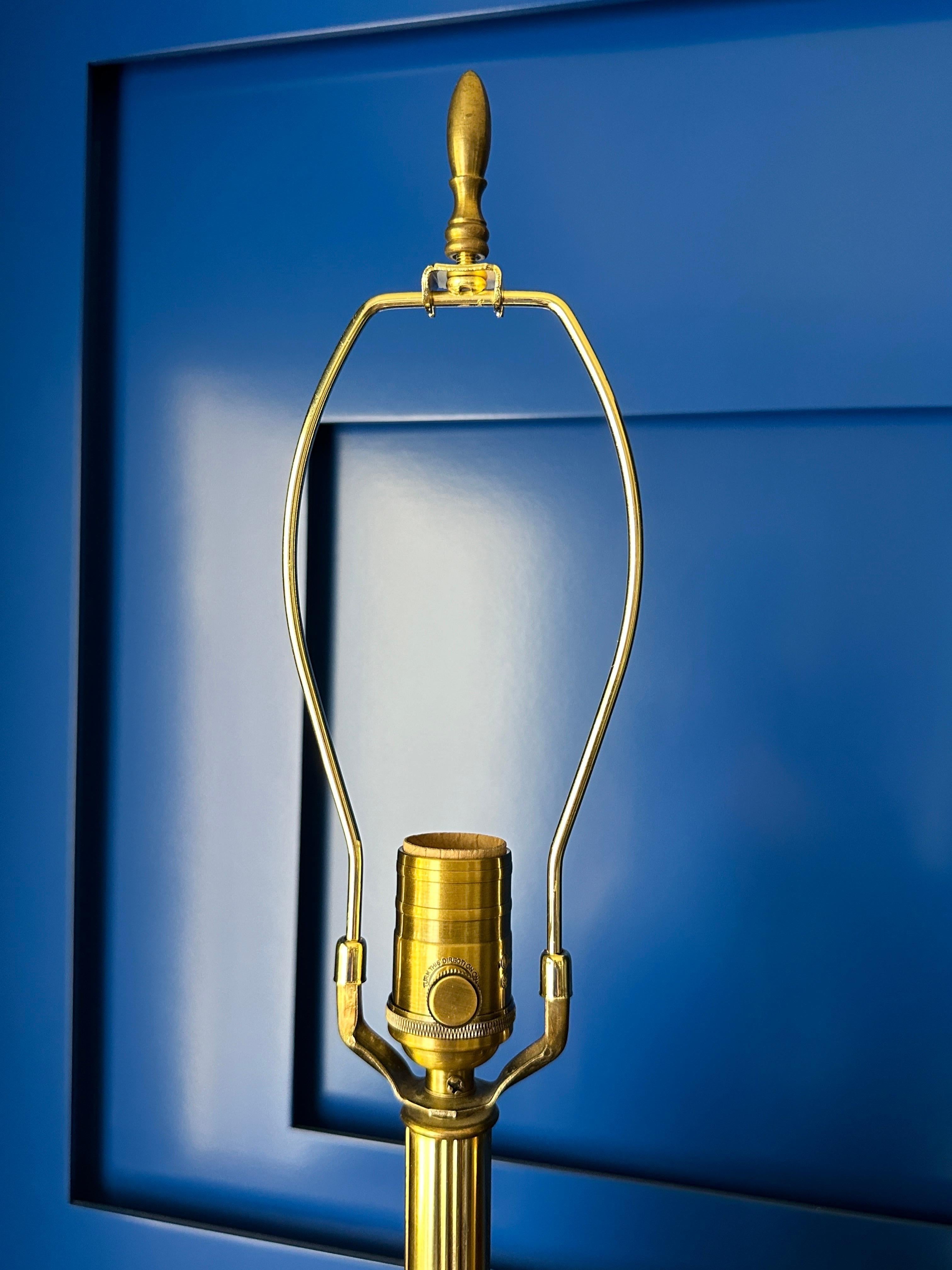 Patinato Coppia di lampade Streamline in stile Art Déco in vendita