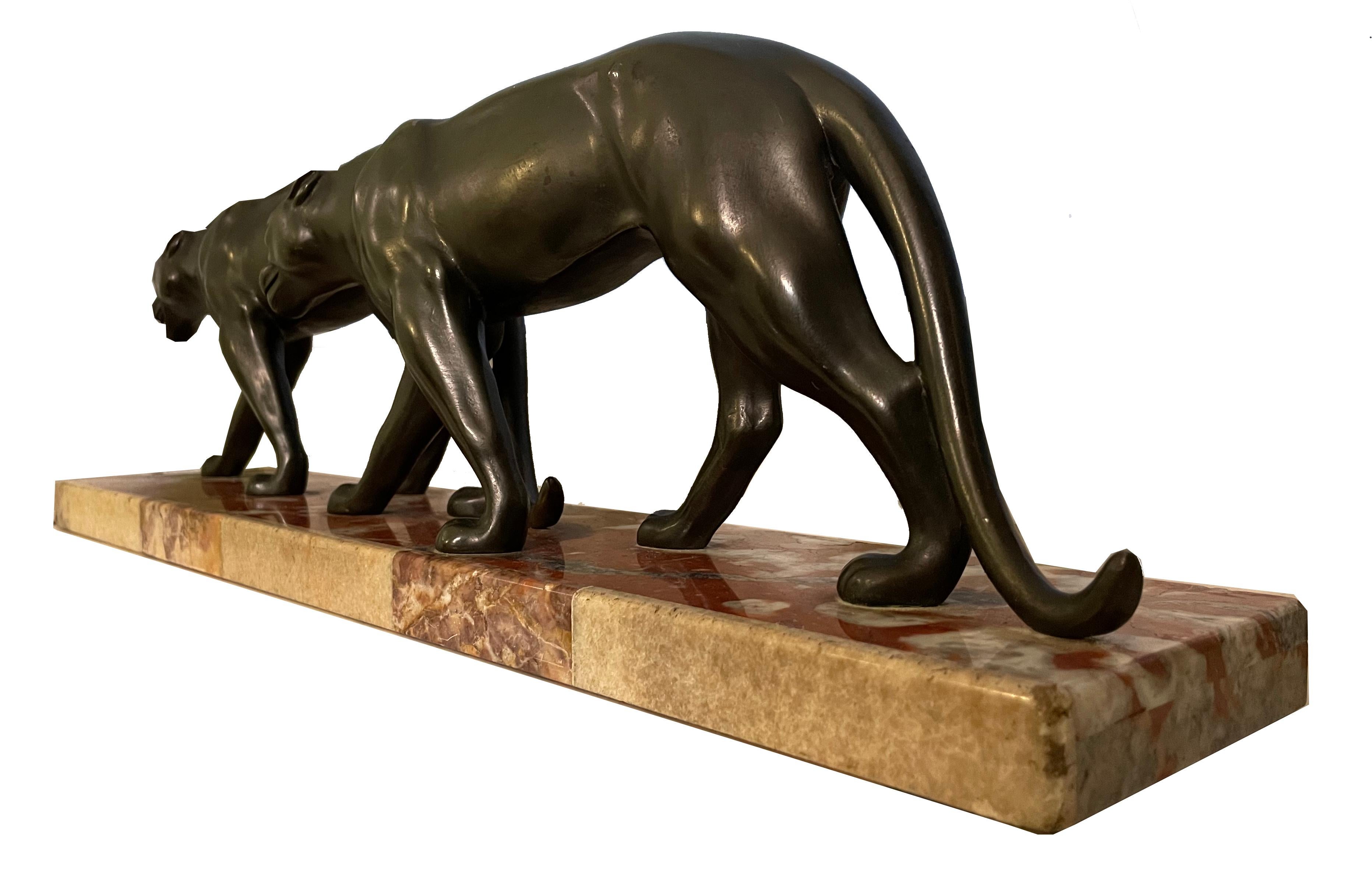 Art déco Pair of striding panthers en vente