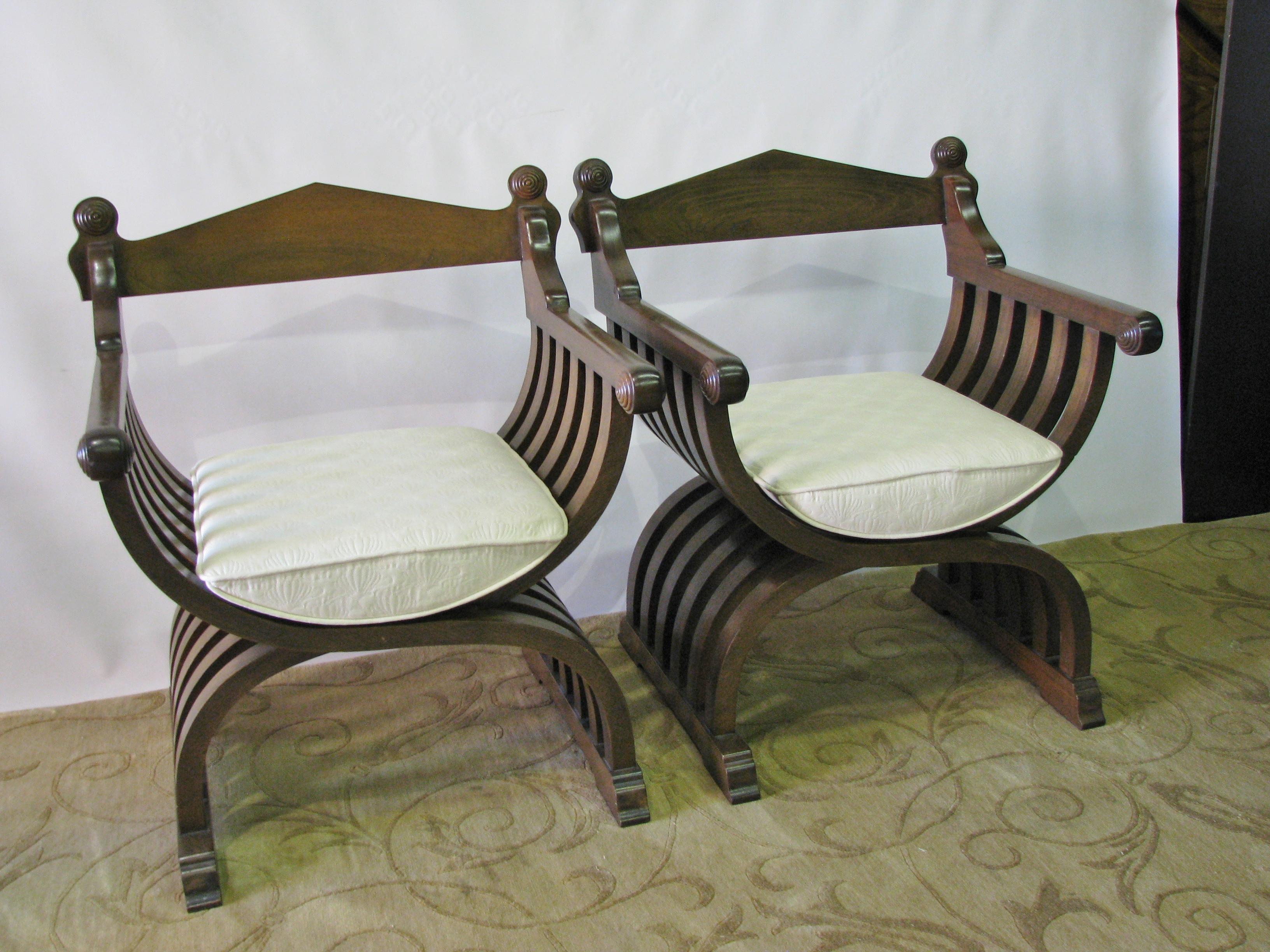 Renaissance Revival Pair of Striking, Generously Scaled 1960s Walnut Savonarola Chairs For Sale