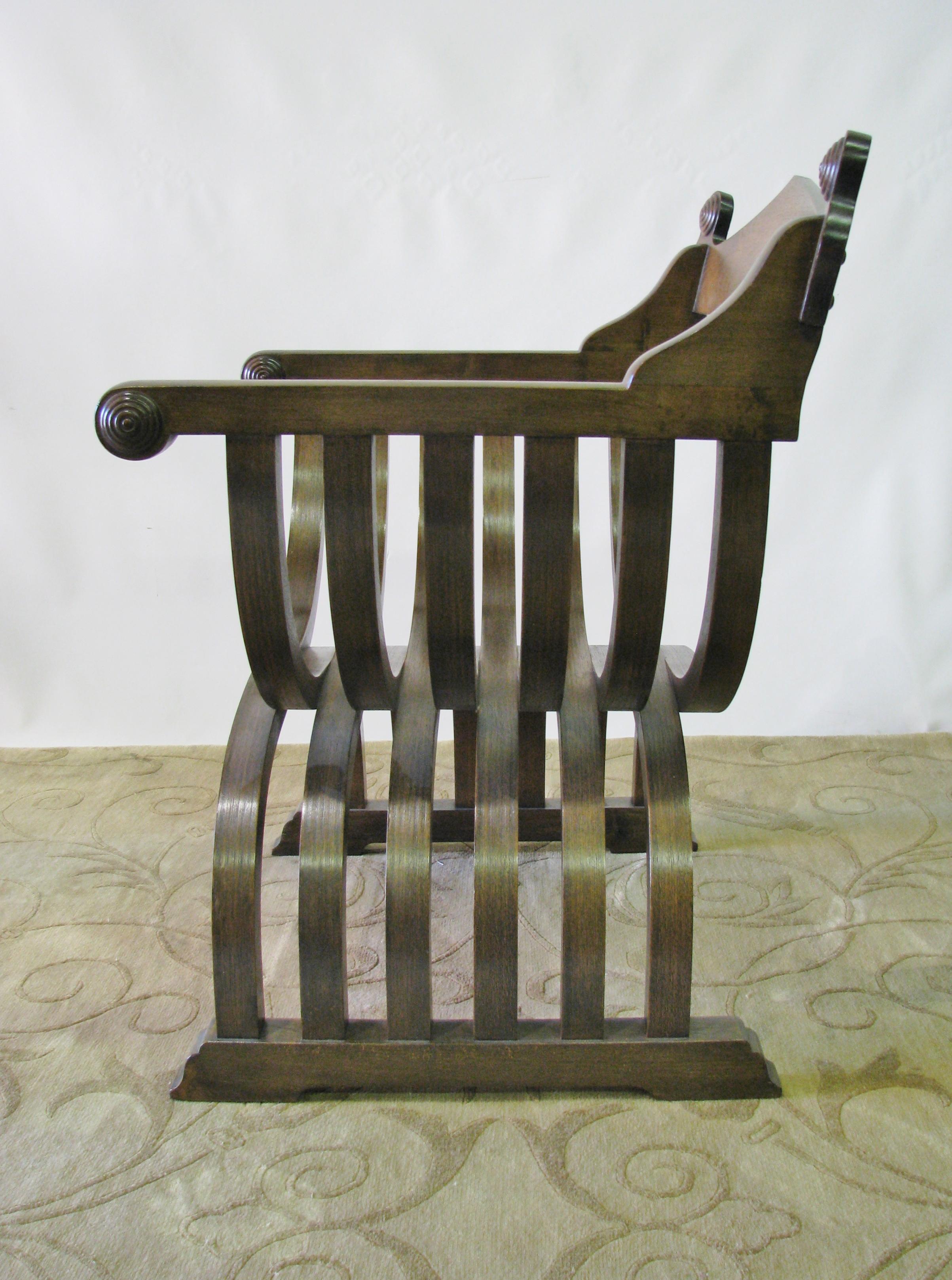 Mid-20th Century Pair of Striking, Generously Scaled 1960s Walnut Savonarola Chairs For Sale