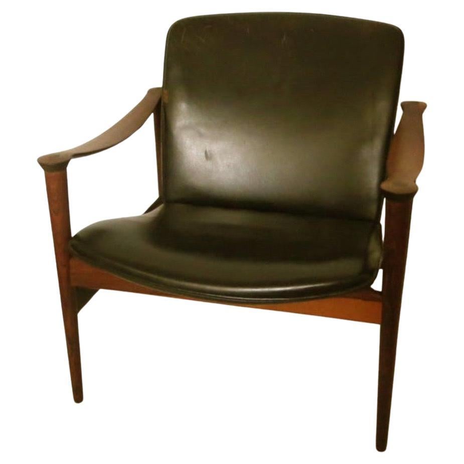 Brass Pair of Striking Lounge Club Chairs by Fredrik Kayser in Rosewood Model 711