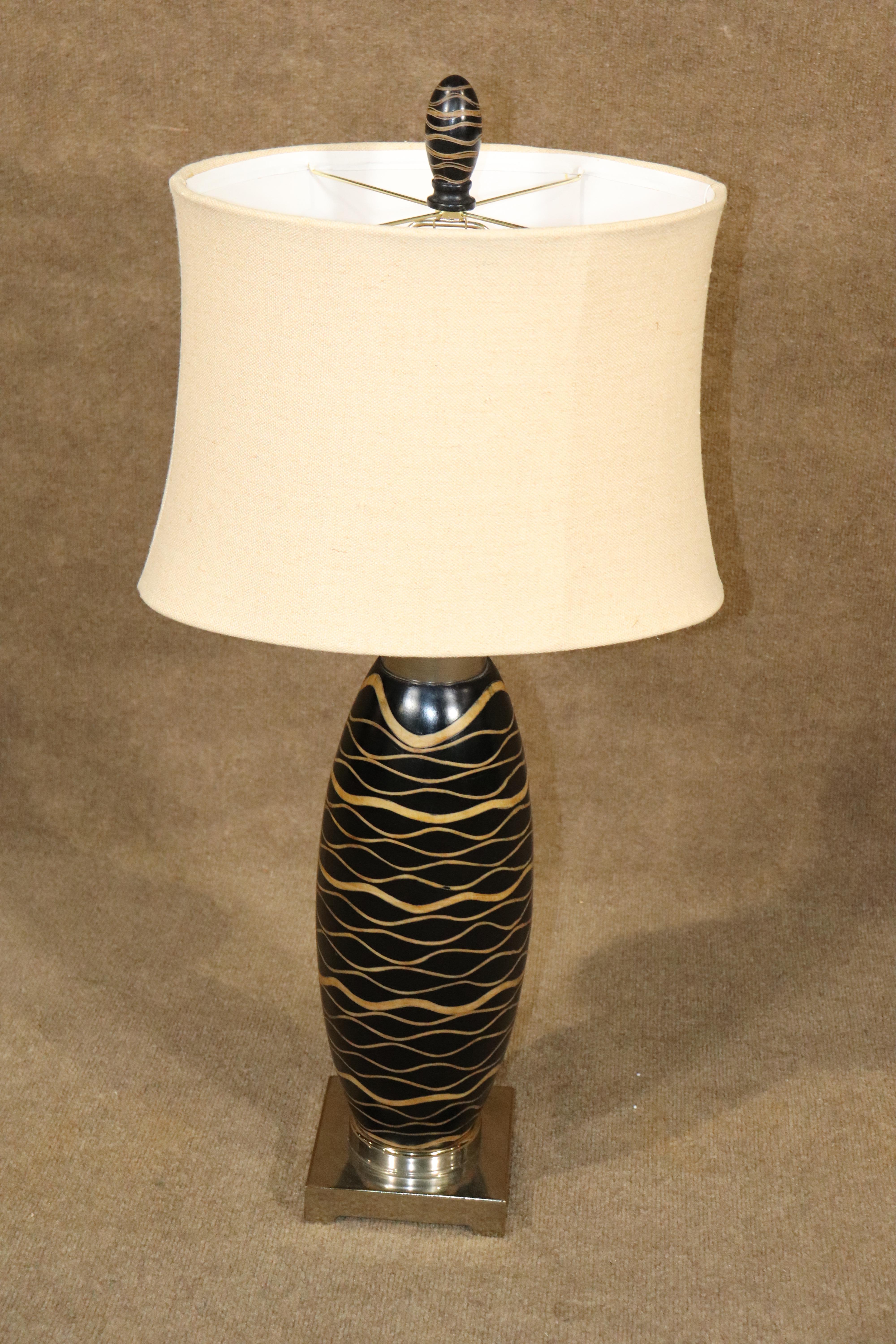 20th Century Pair of Striped Table Lamps For Sale