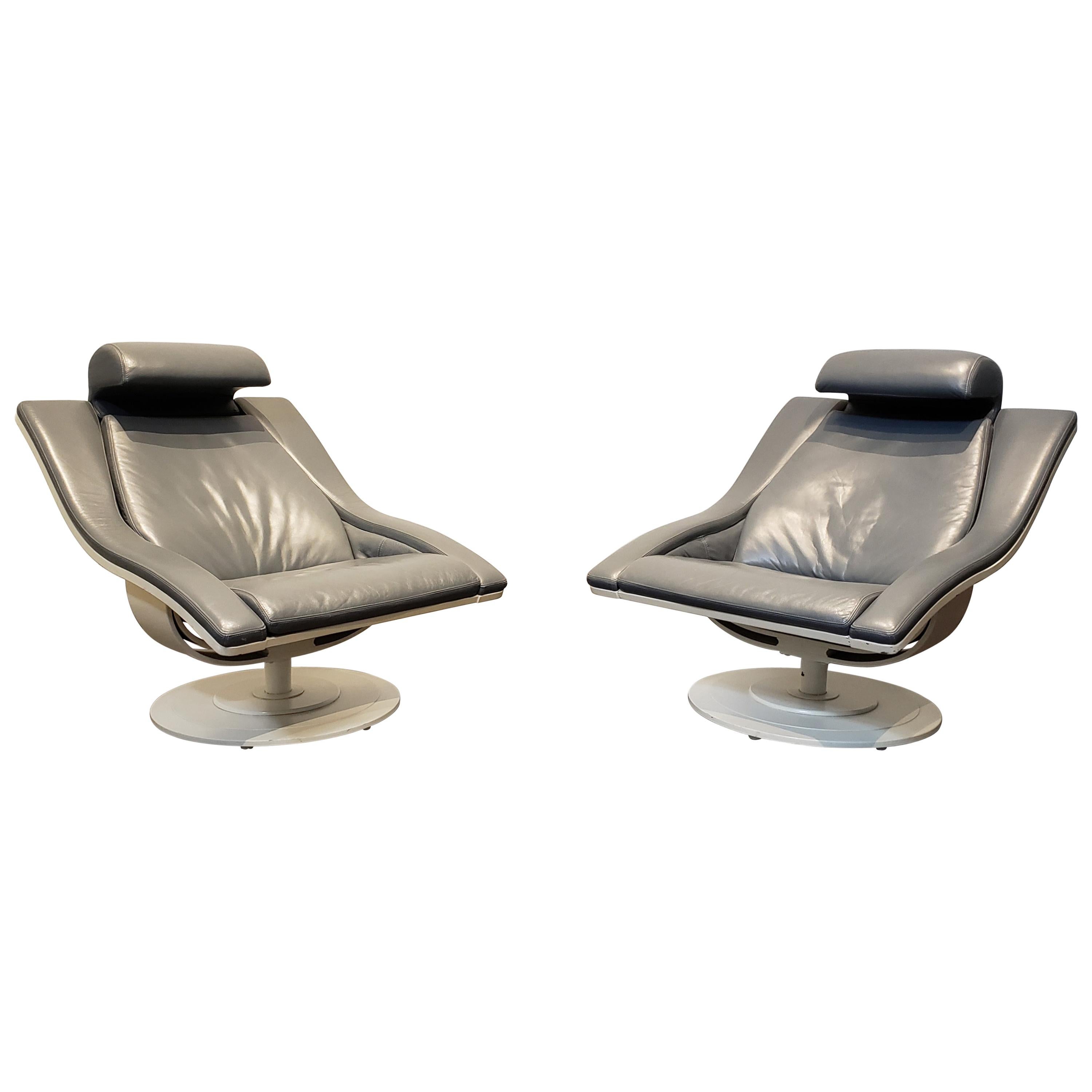 Pair of Structural Mid-Century Modern Leather Swivel Lounge Chairs For Sale