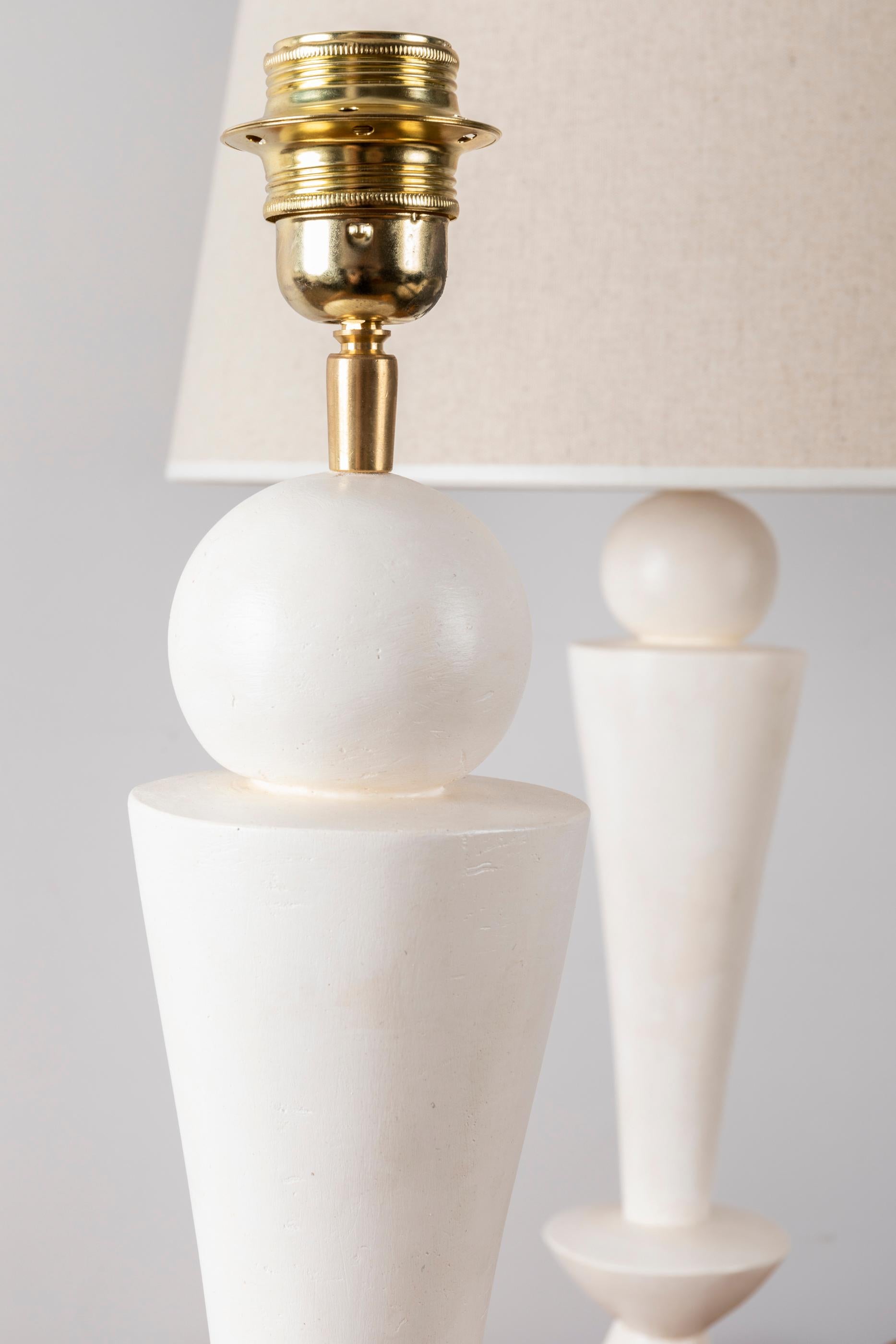 Pair of Stuccoed Plaster Lamps 7